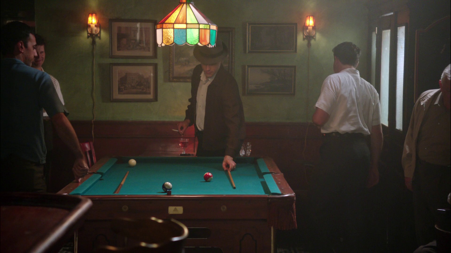 One Coin in a Fountain (2011) —  shot,  lighting