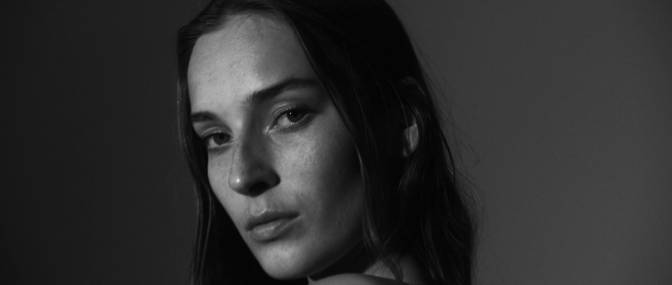 Karl Lagerfeld - UW 2021 (2021) —  shot,  lighting