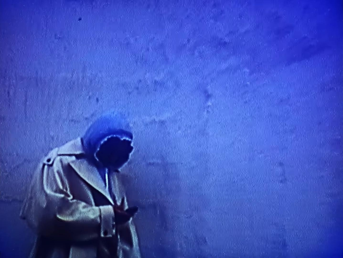 Hypnotic Pickpocket (2025) —  shot,  lighting