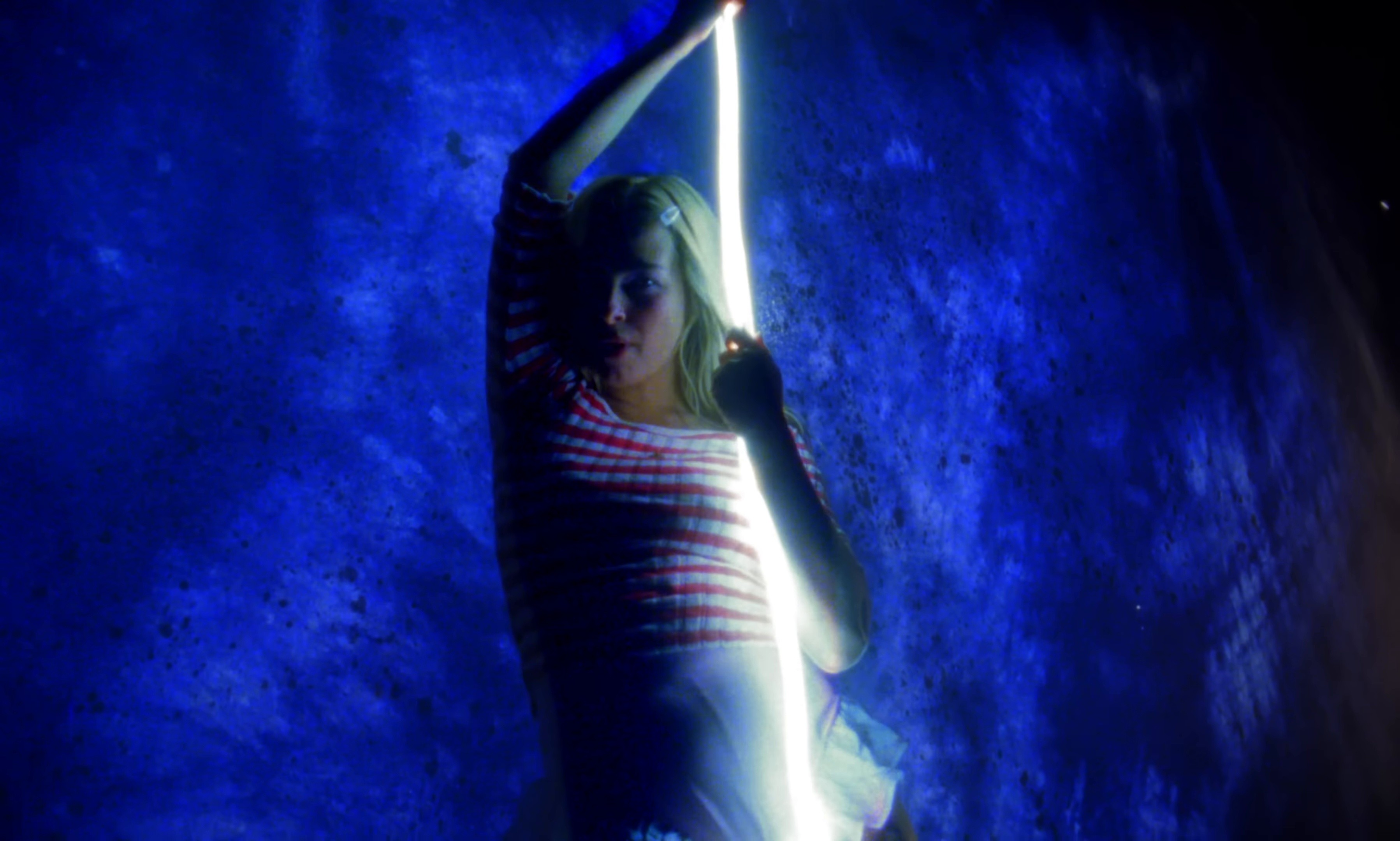 Fame is a Gun (2025) —  shot,  lighting