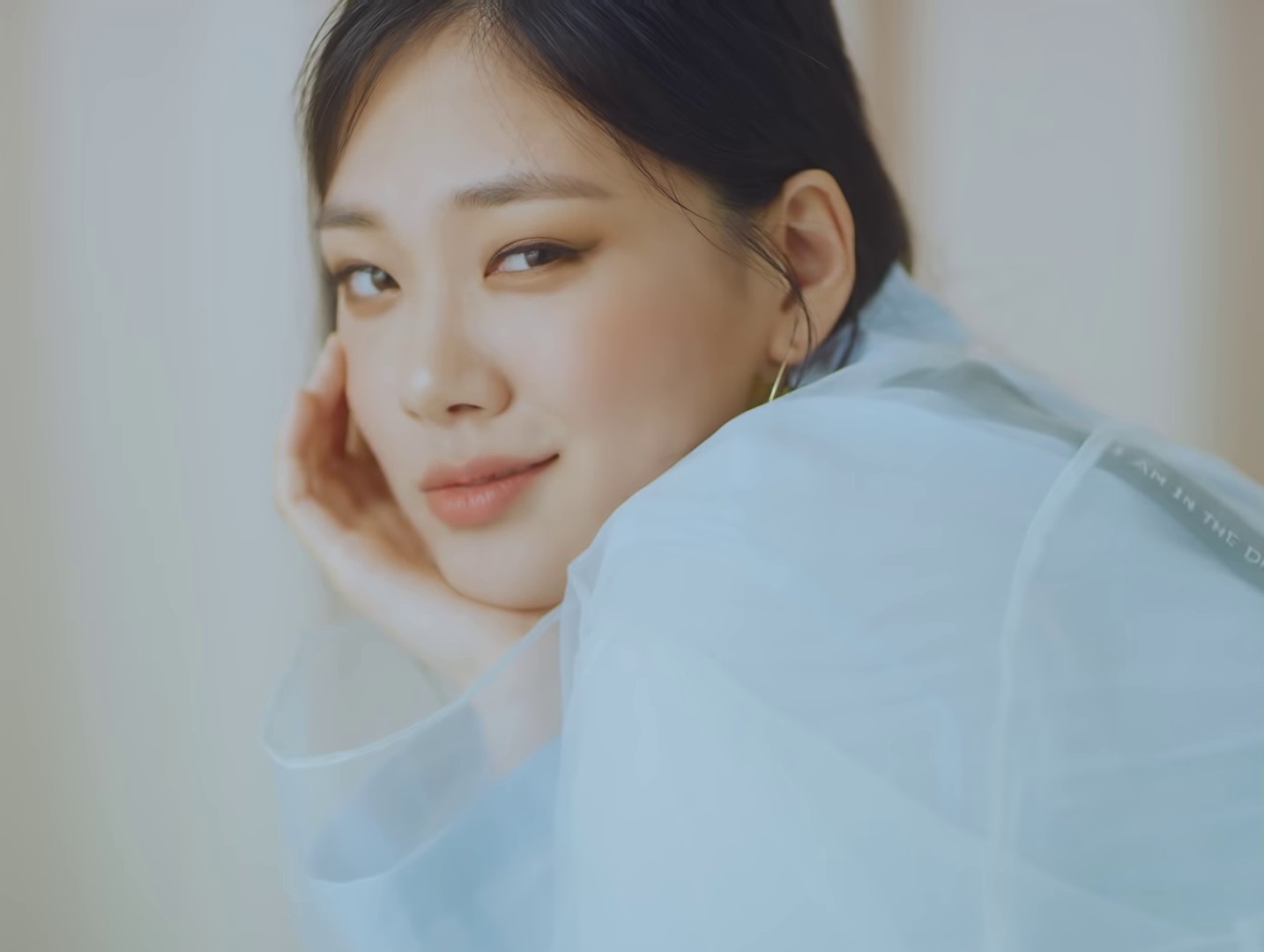 BINU (2019) —  shot,  lighting