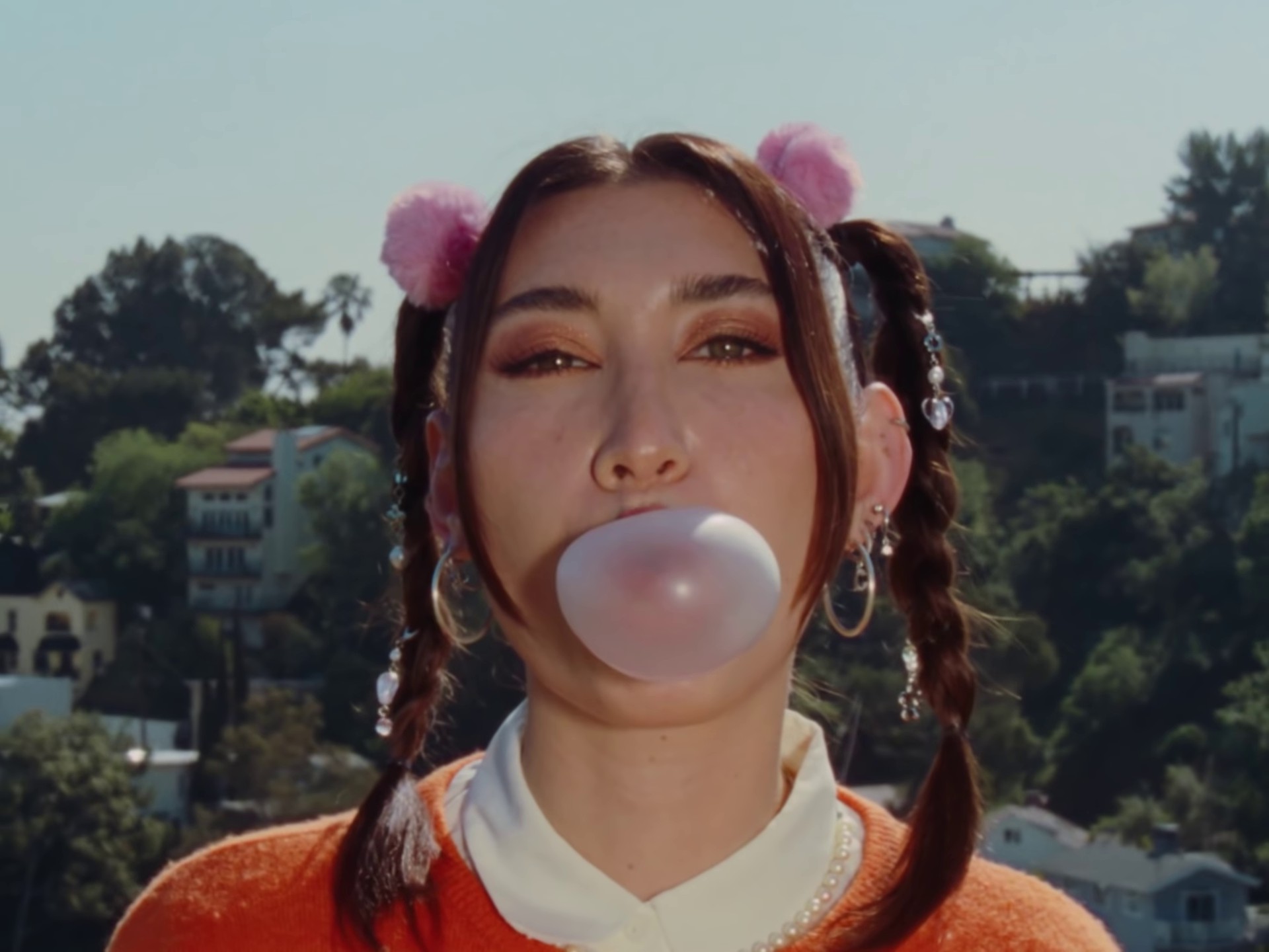 Orange juice  (2022) —  shot,  lighting