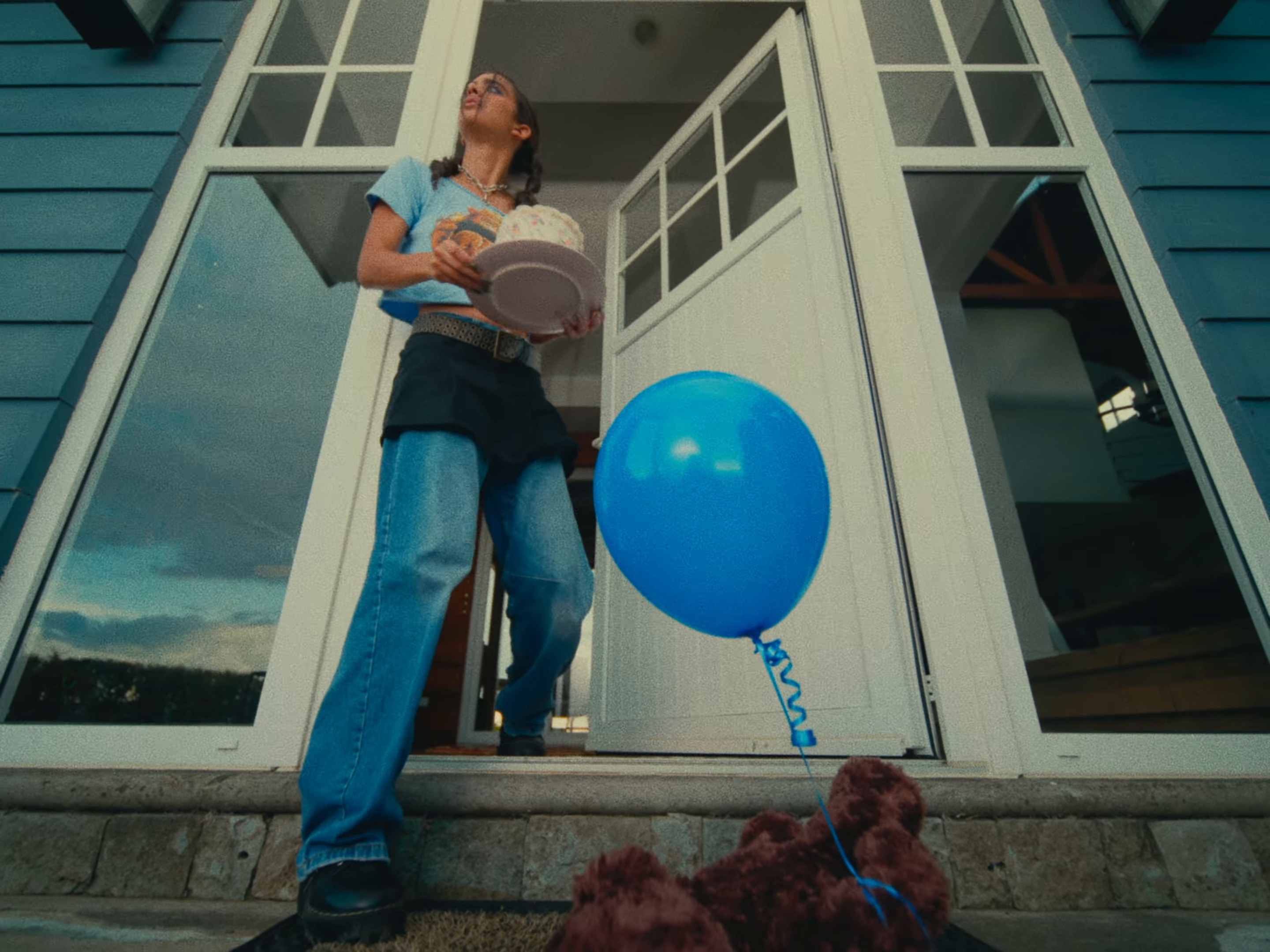 Todo Acaba Mal (2024) —  shot,  lighting