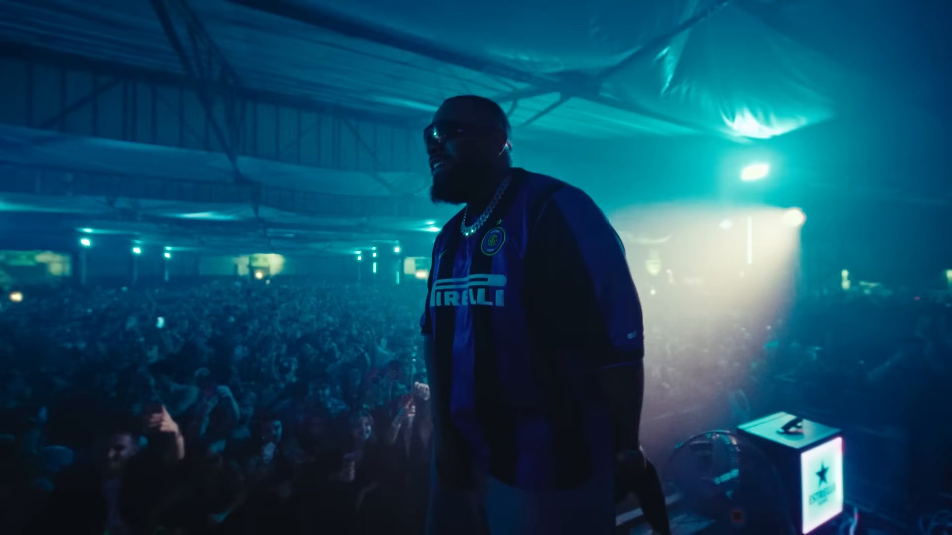 Wet (2024) —  shot,  lighting