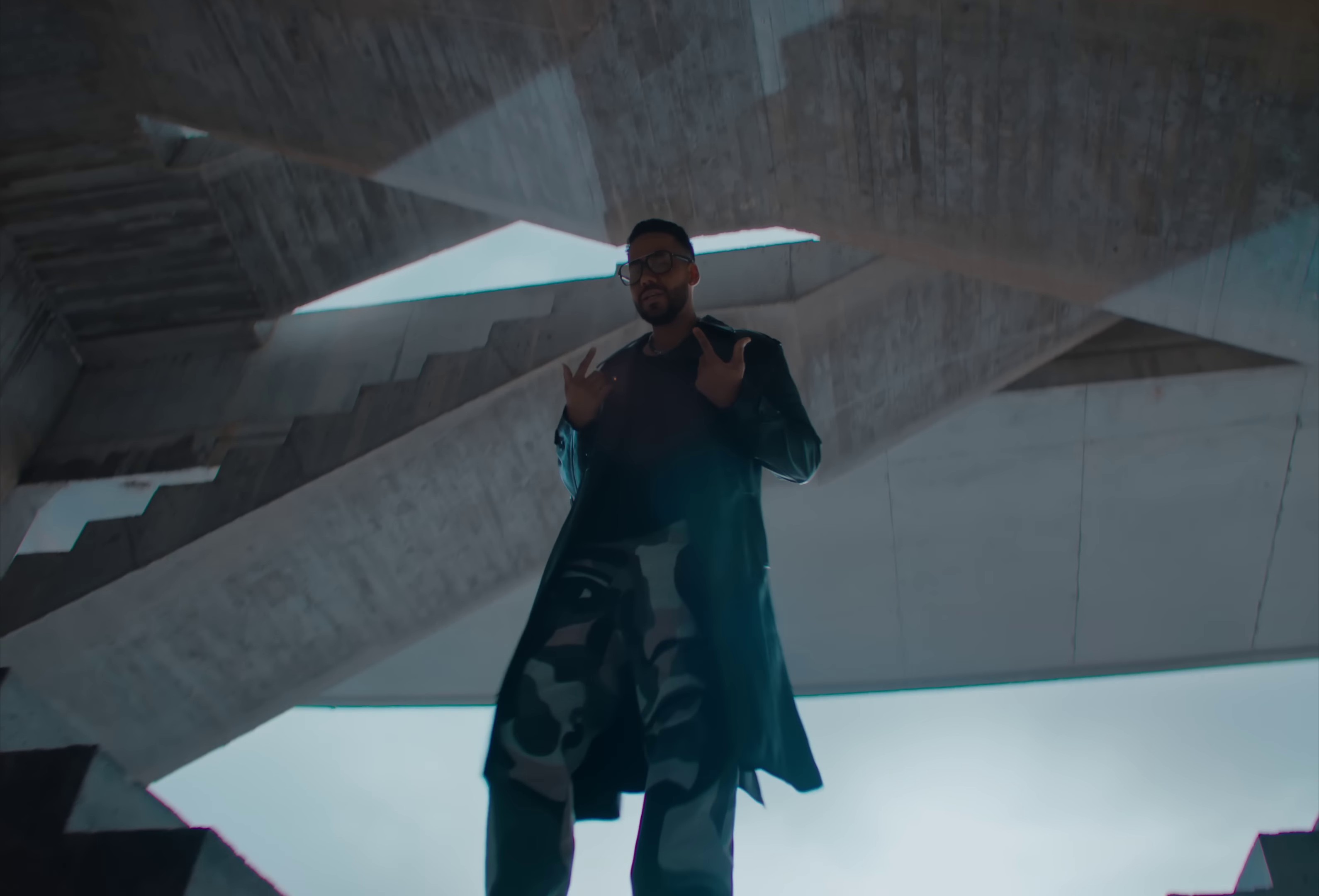 Boomerang (2023) —  shot,  lighting