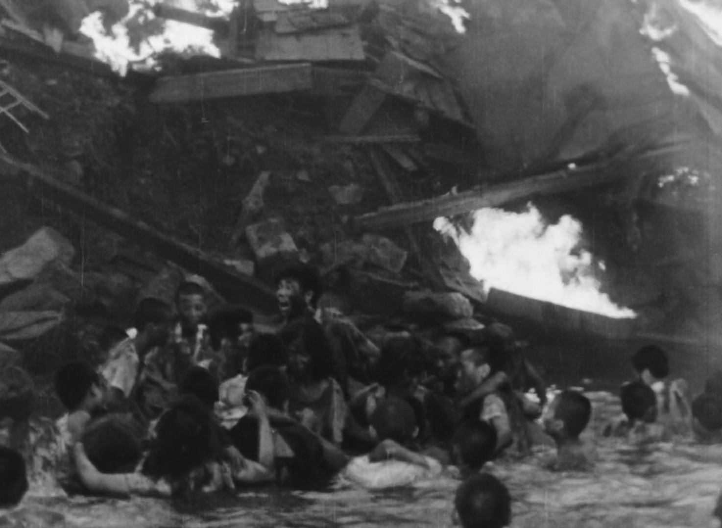 Hiroshima Mon Amour (1959) —  shot,  lighting