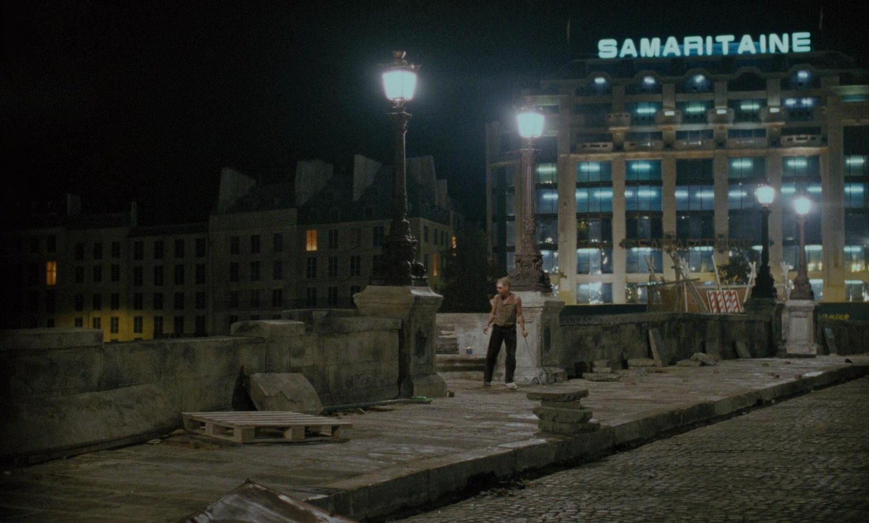 The Lovers on the Bridge (1999) —  shot,  lighting