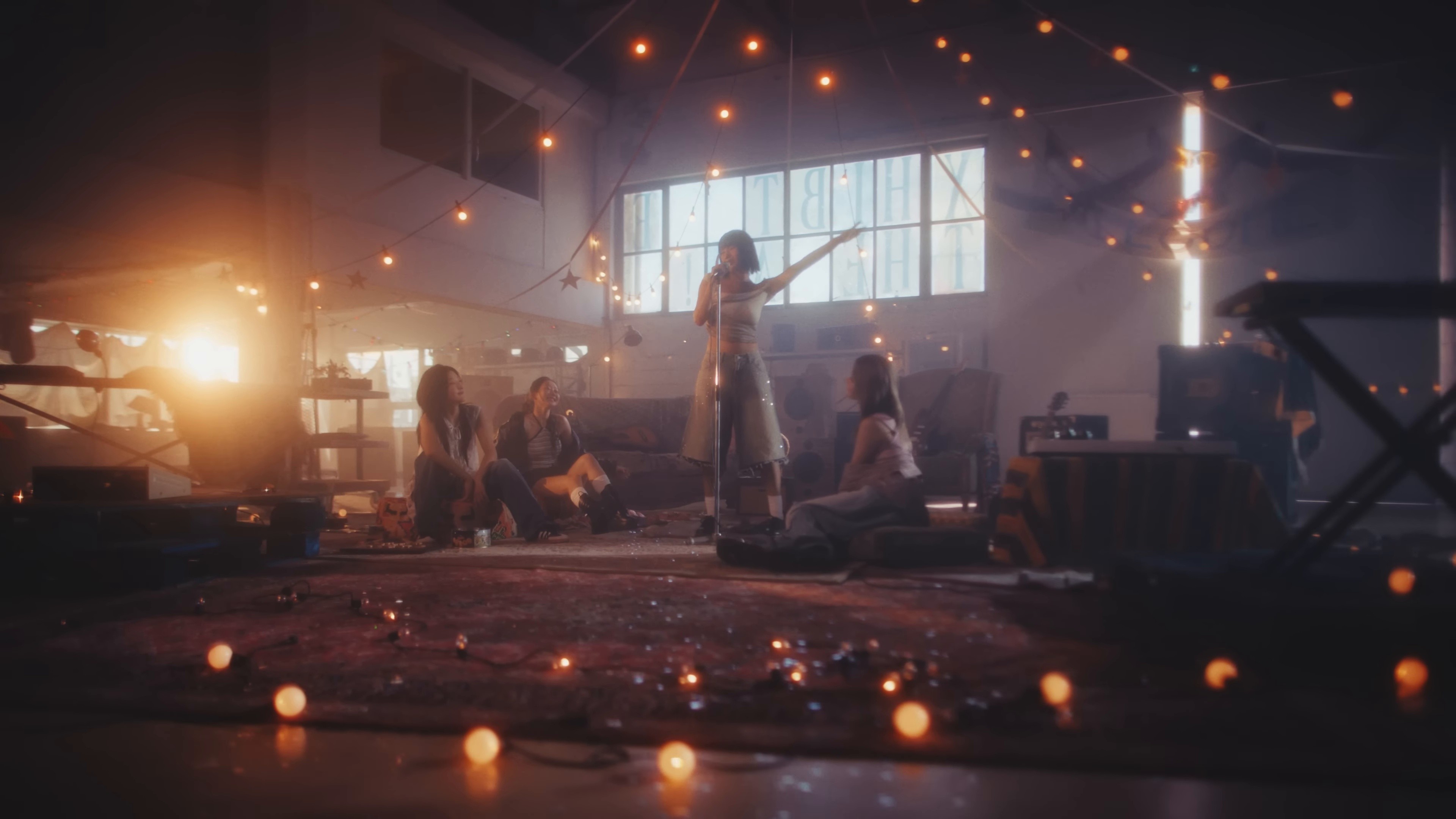 R.E.M (2024) —  shot,  lighting