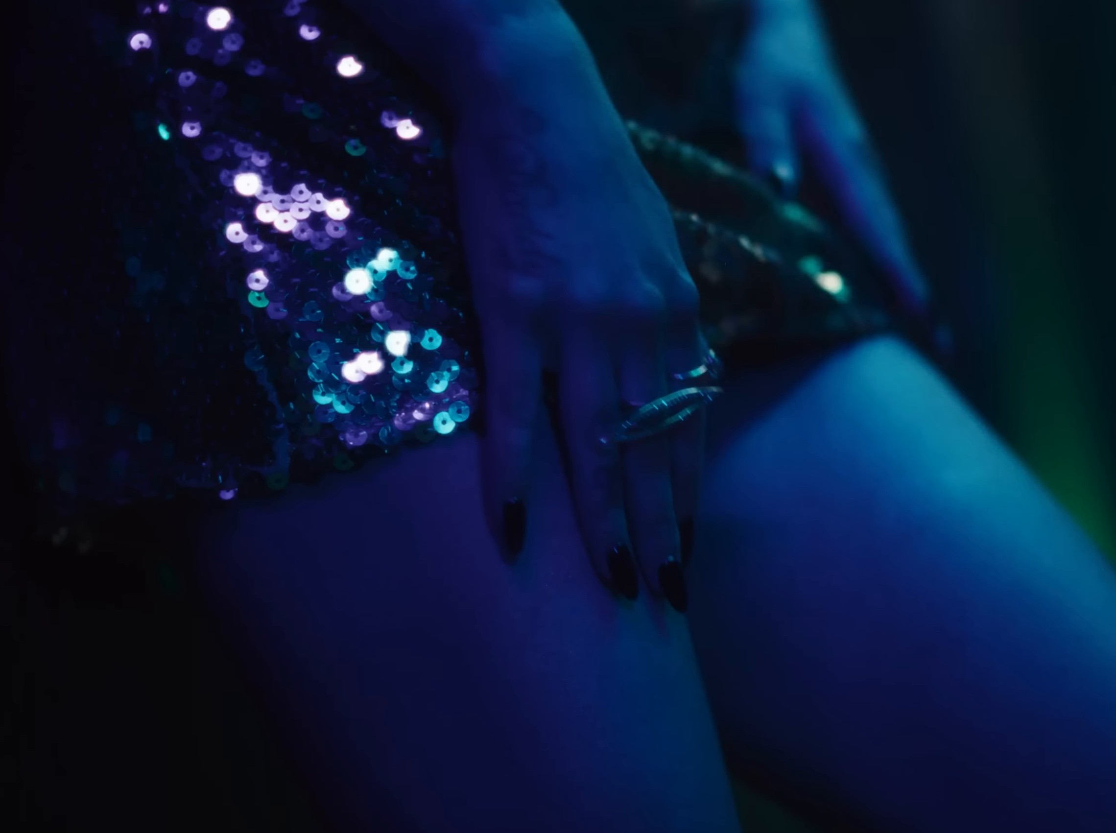 Green Light (2025) —  shot,  lighting