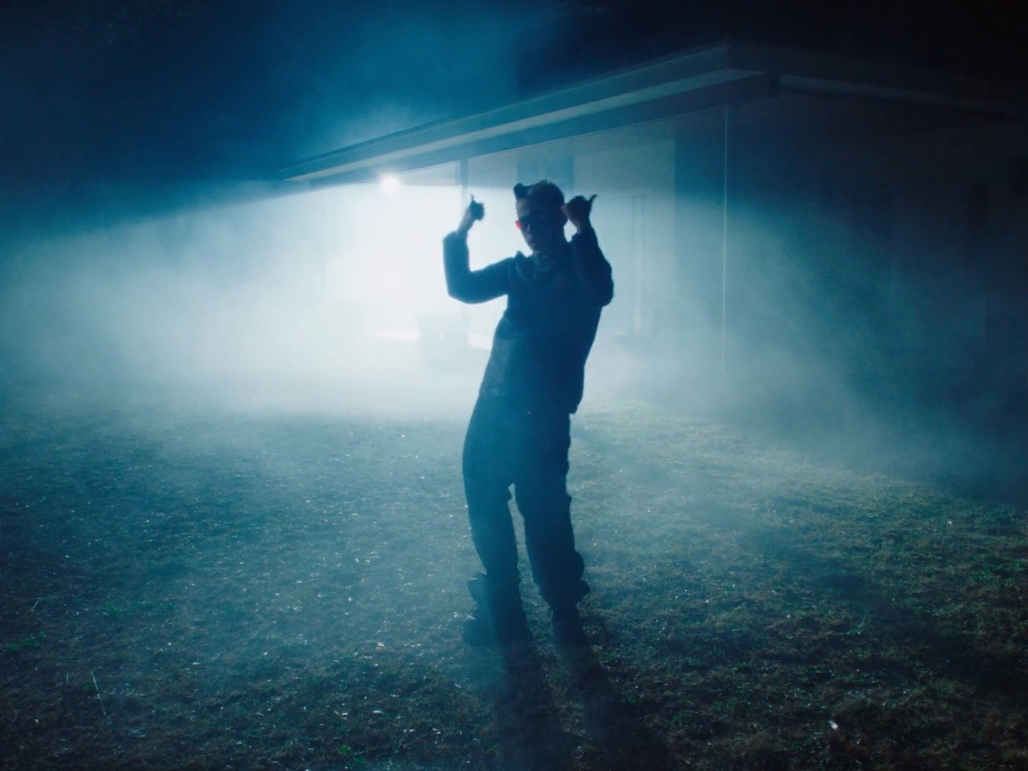 SIN ÉL  (2023) —  shot,  lighting