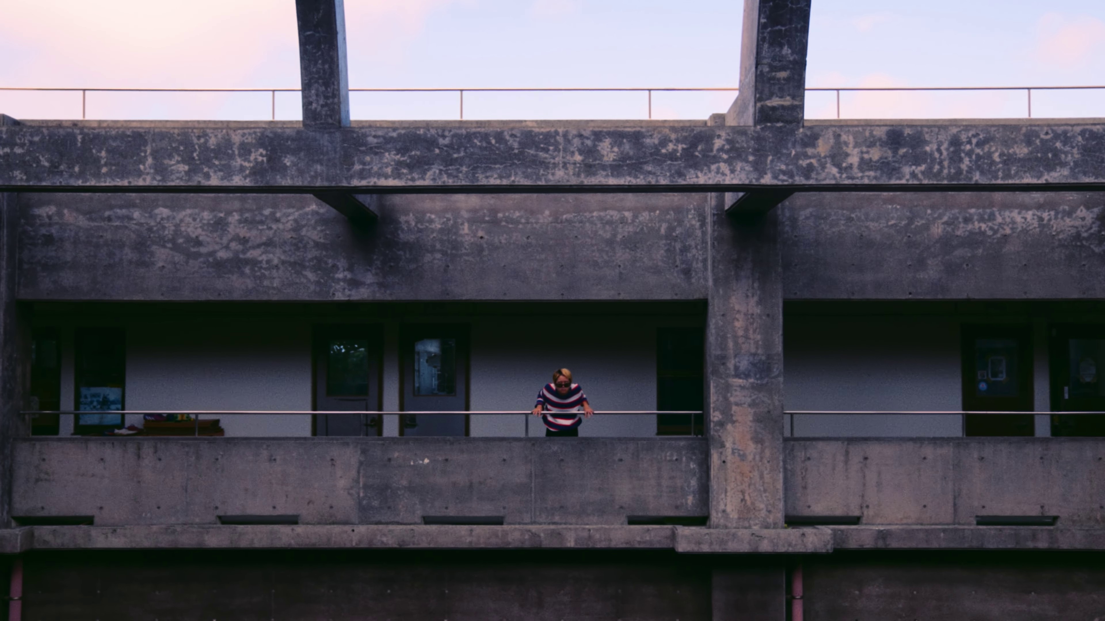 Maybe I should die with you (2023) —  shot,  lighting