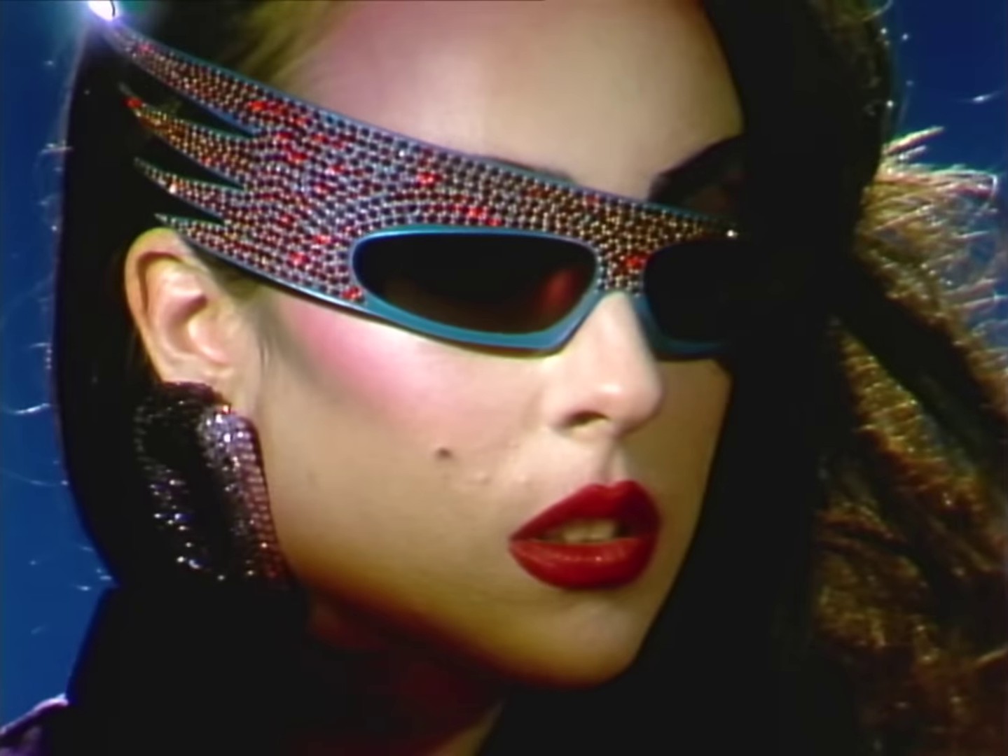 MISTRESS VIOLET (2021) —  shot,  lighting