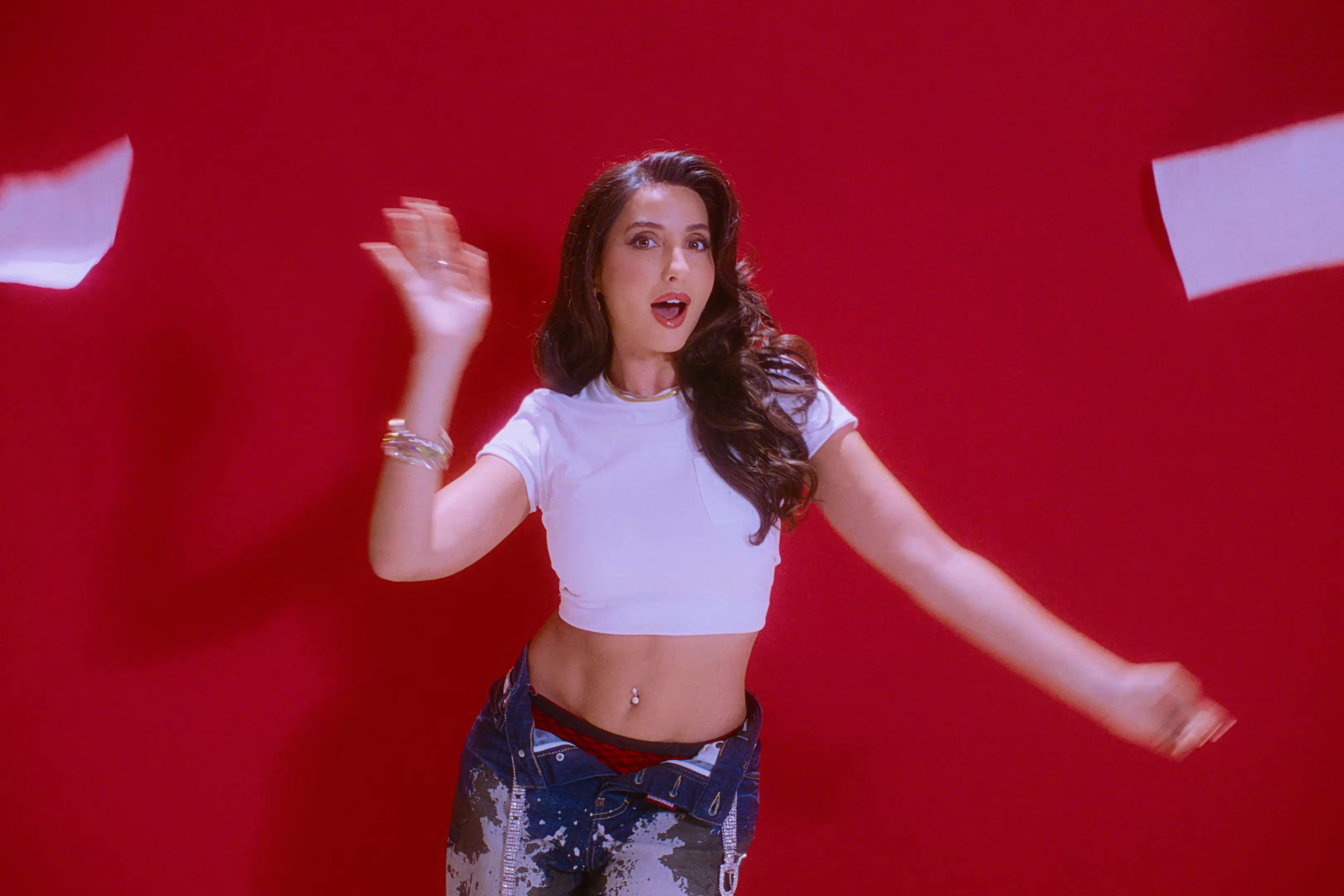 What Do I Know (Just A Girl) (2025) —  shot,  lighting