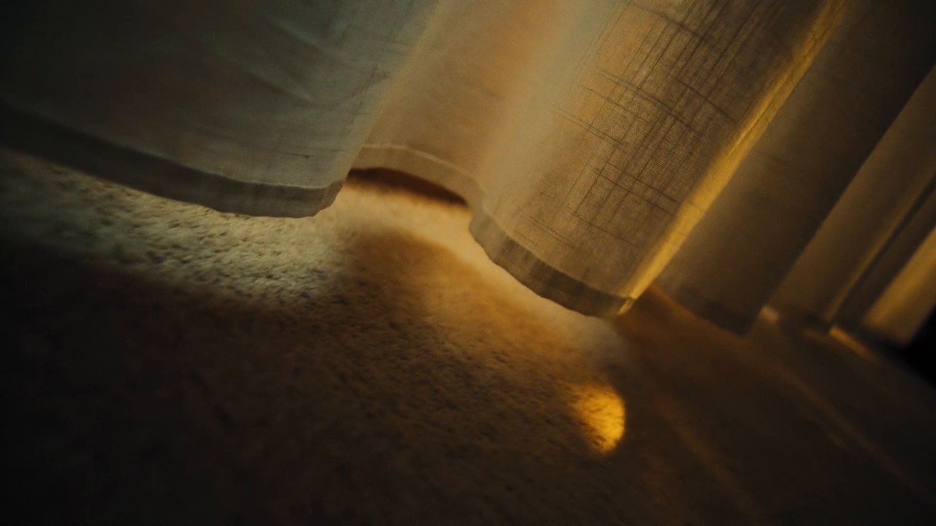 Expedia "Wisdom & Obi" (2024) —  shot,  lighting