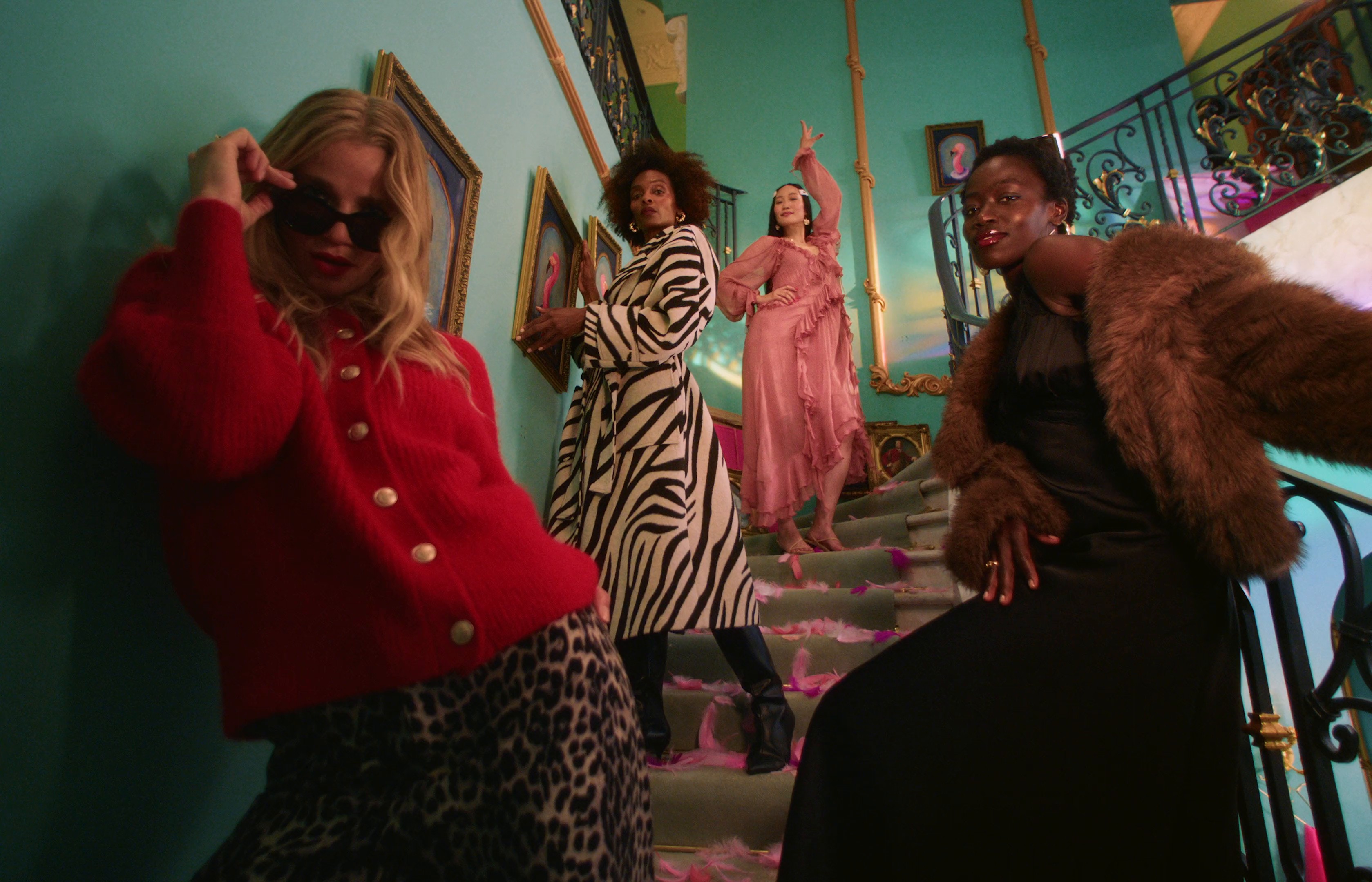 House of Flamingo (DC) - Very (2024) —  shot,  lighting