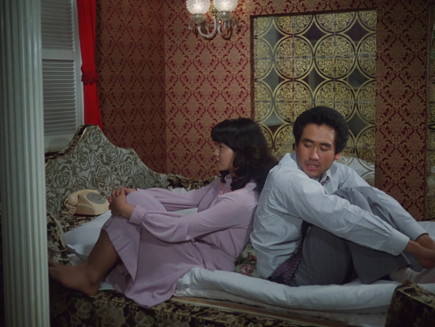 Distant Thunder (1981) —  shot,  lighting