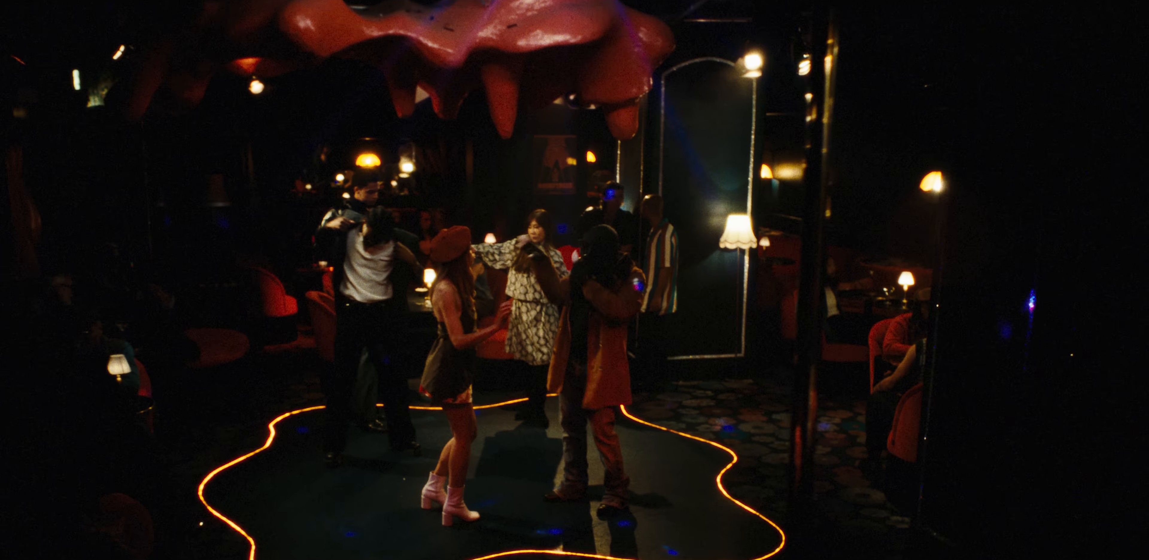 TOTALLY SPIES (2024) —  shot,  lighting