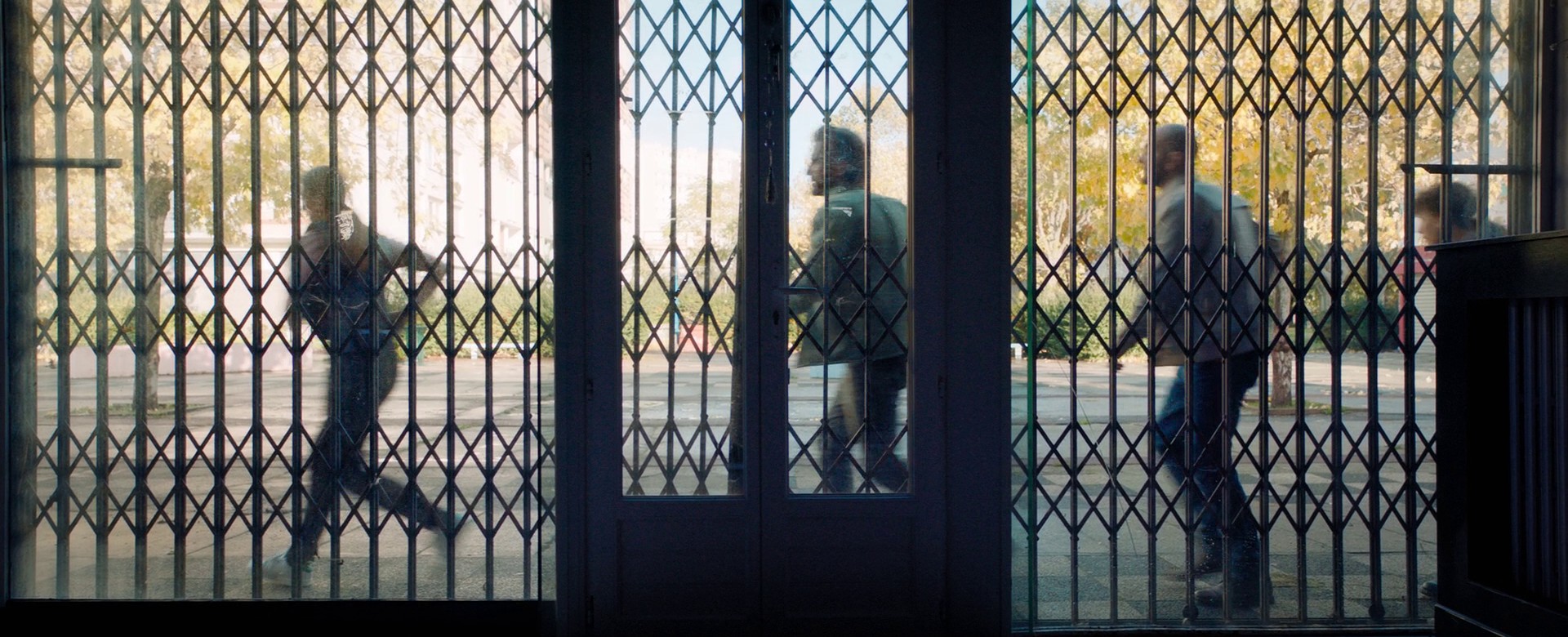 30 jours max (2020) —  shot,  lighting