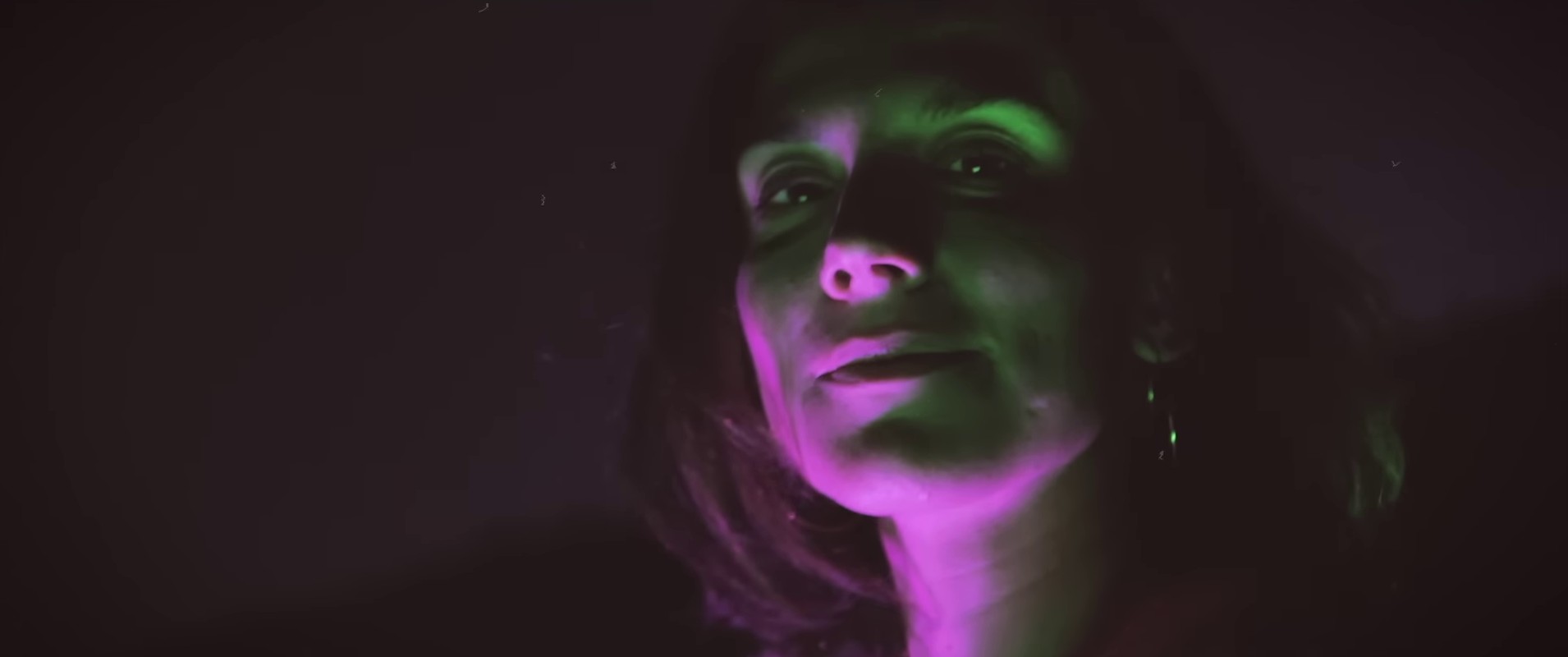 Émilie dansait  (2022) —  shot,  lighting