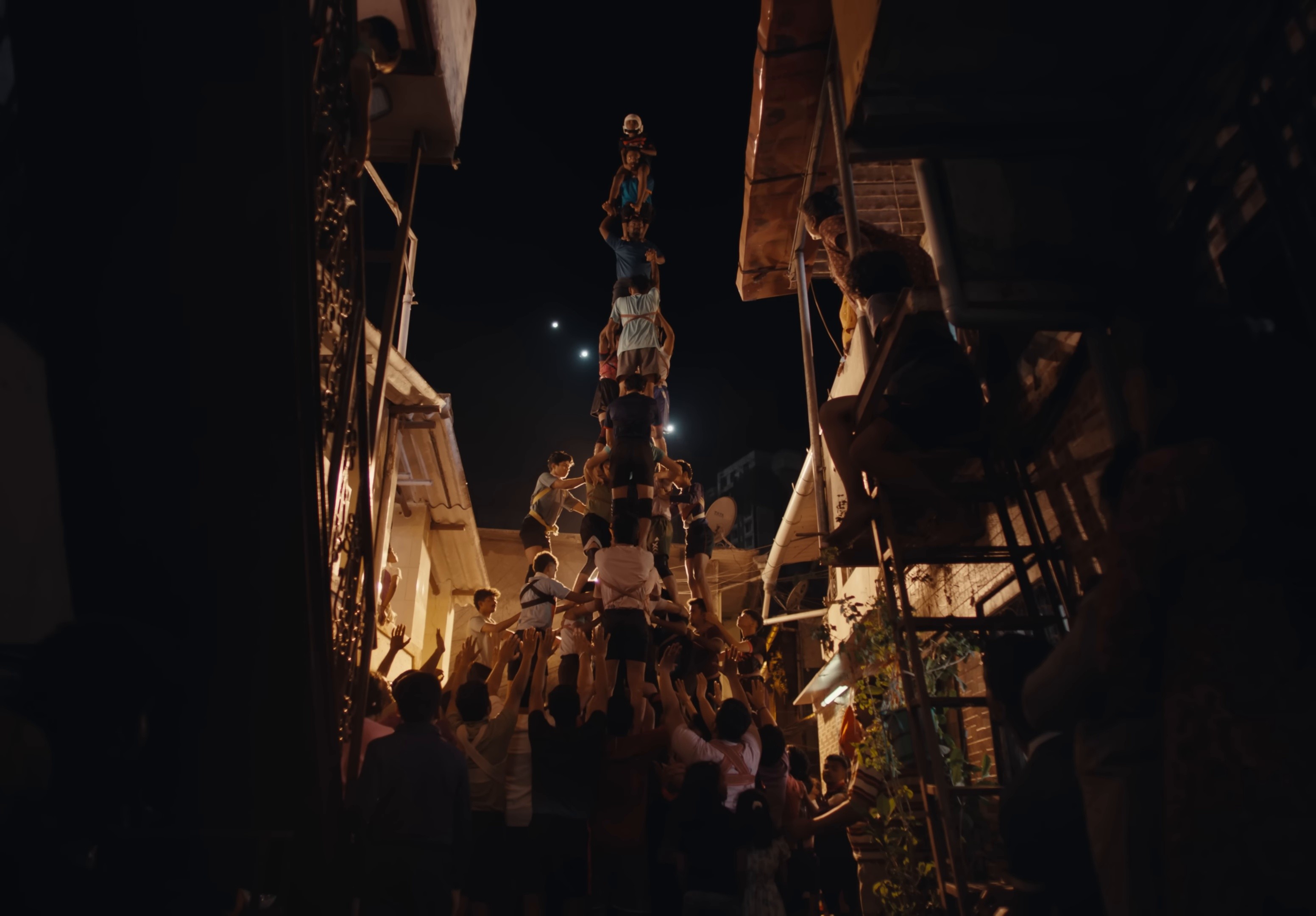 Martin Garrix & Arijit Singh - Weightless (Official Video) (2025) —  shot,  lighting