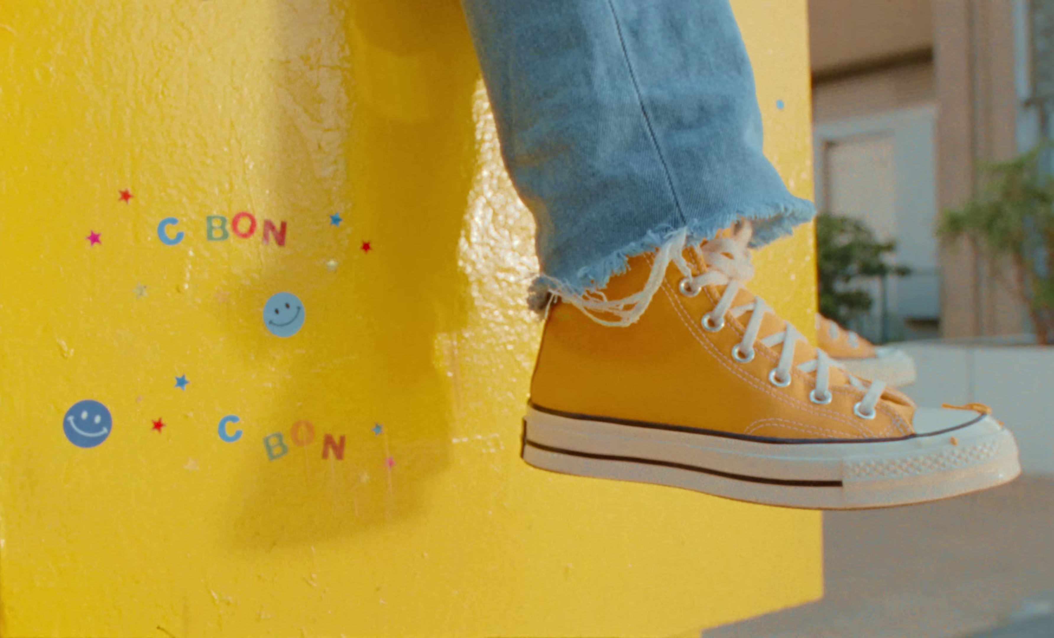 C'est bon (2022) —  shot,  lighting