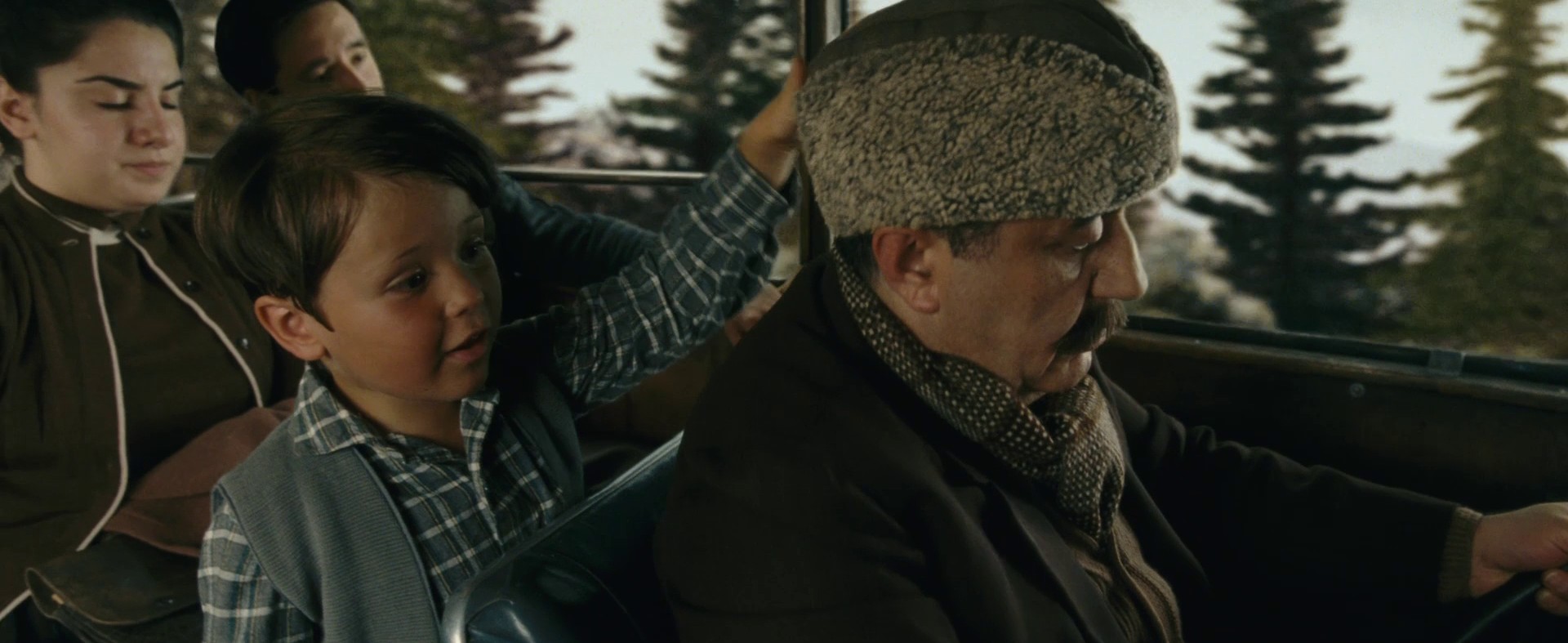 Chicken with Plums (2011) —  shot,  lighting