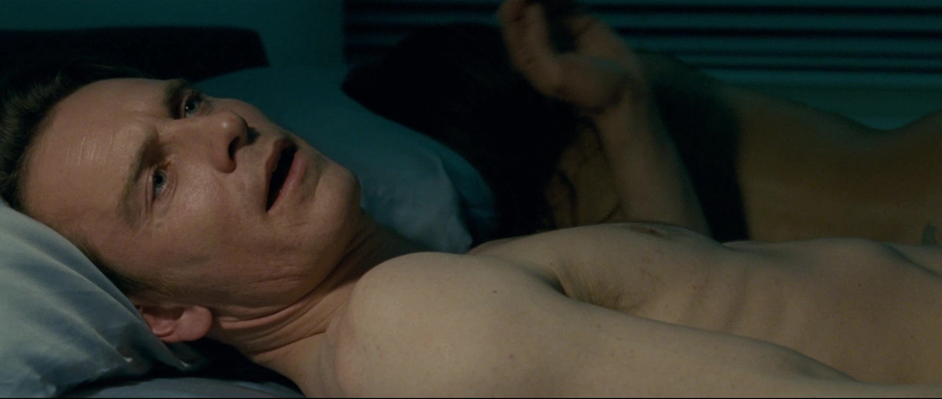 Shame (2011) —  shot,  lighting