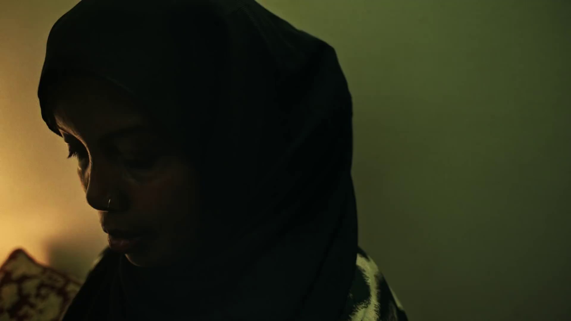 Air Forces (2020) —  shot,  lighting