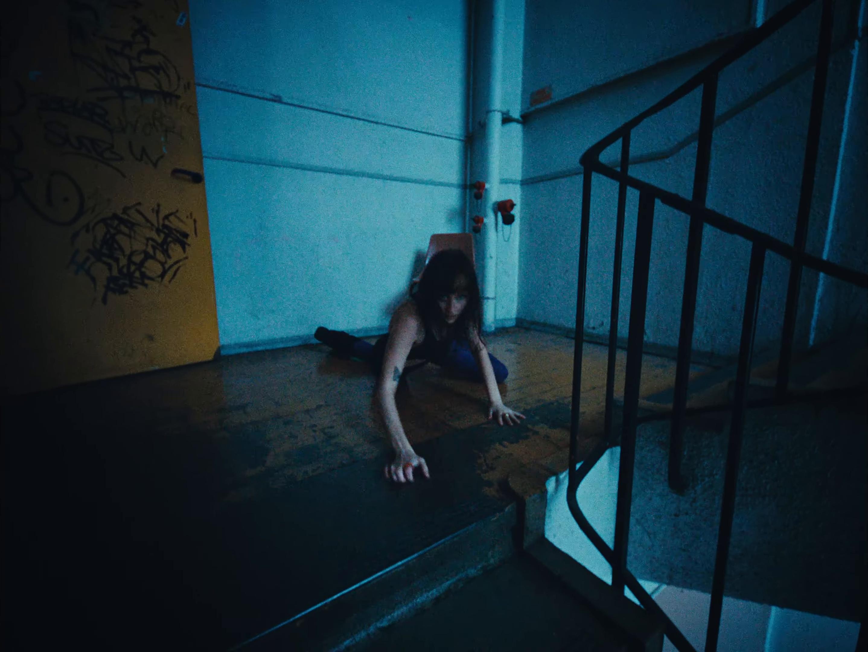 RALENTIS (2025) —  shot,  lighting