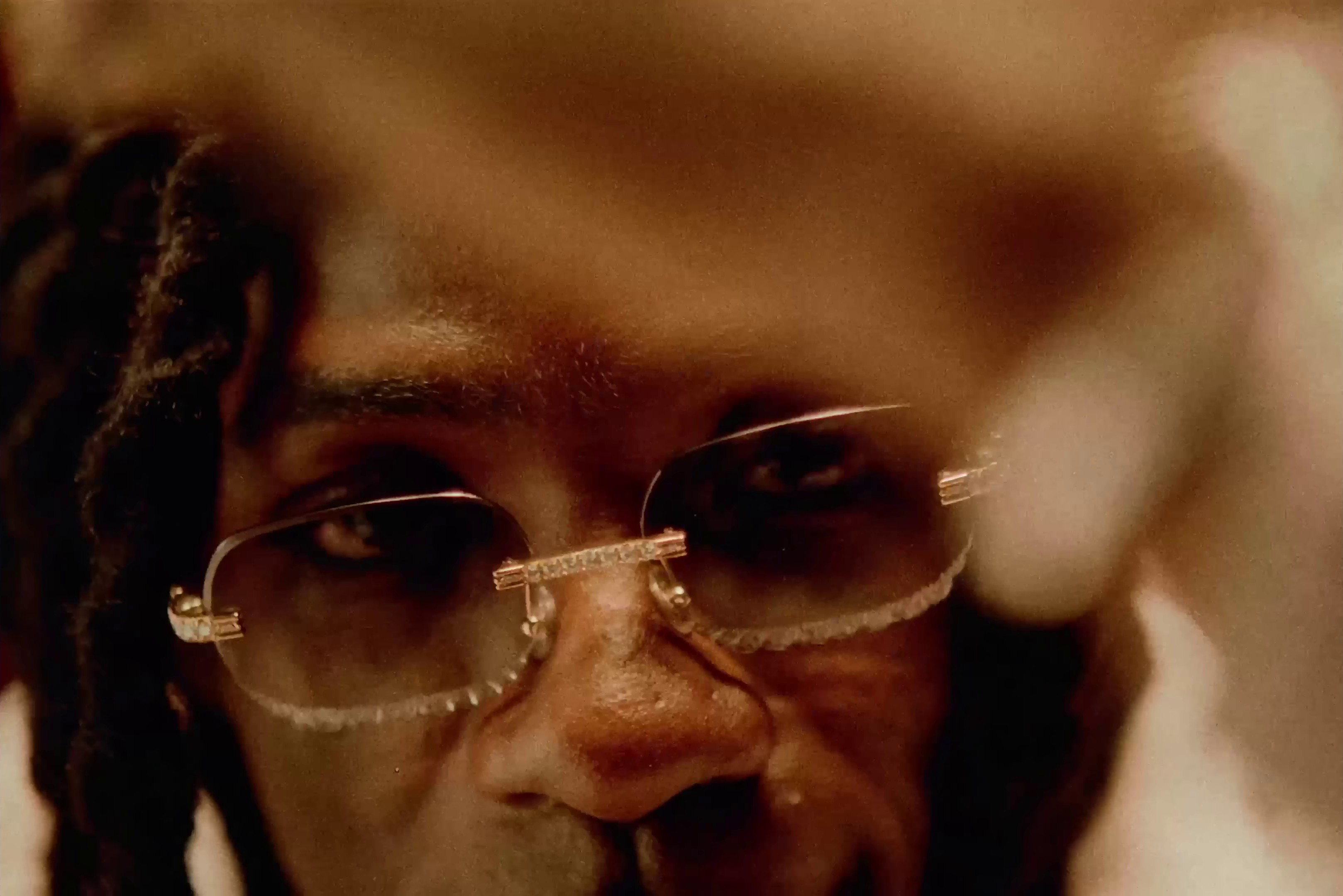 Dans le noir (2023) —  shot,  lighting