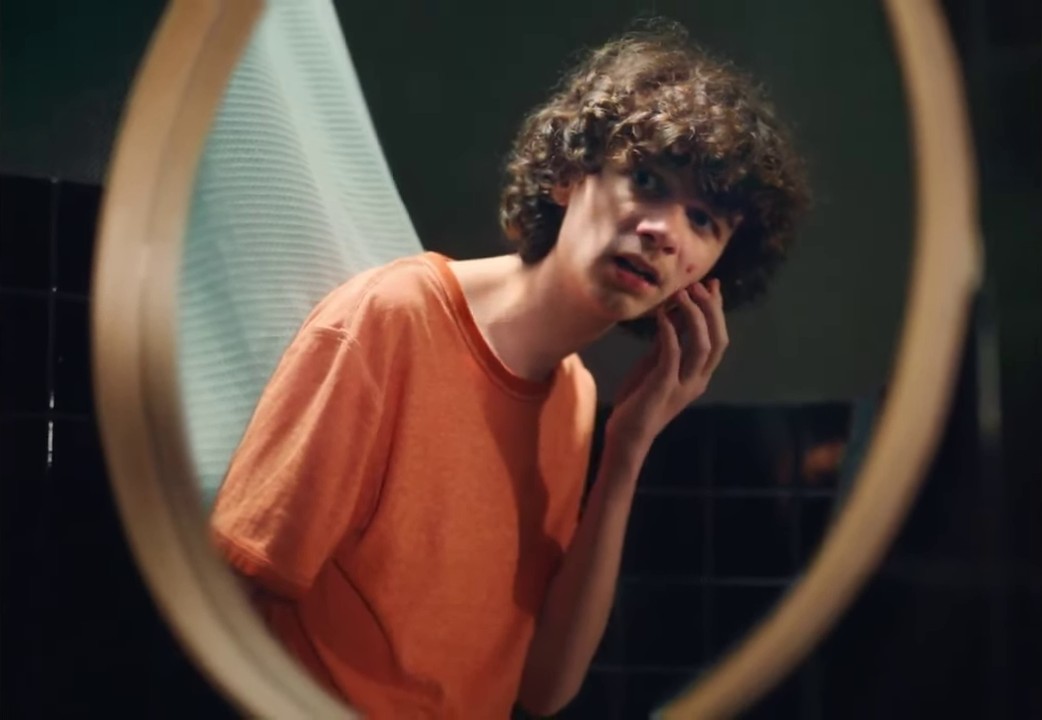 TBWA\Paris pour McDonald's France - "Livraison à Domicile" - Février 2024 (2024) —  shot,  lighting