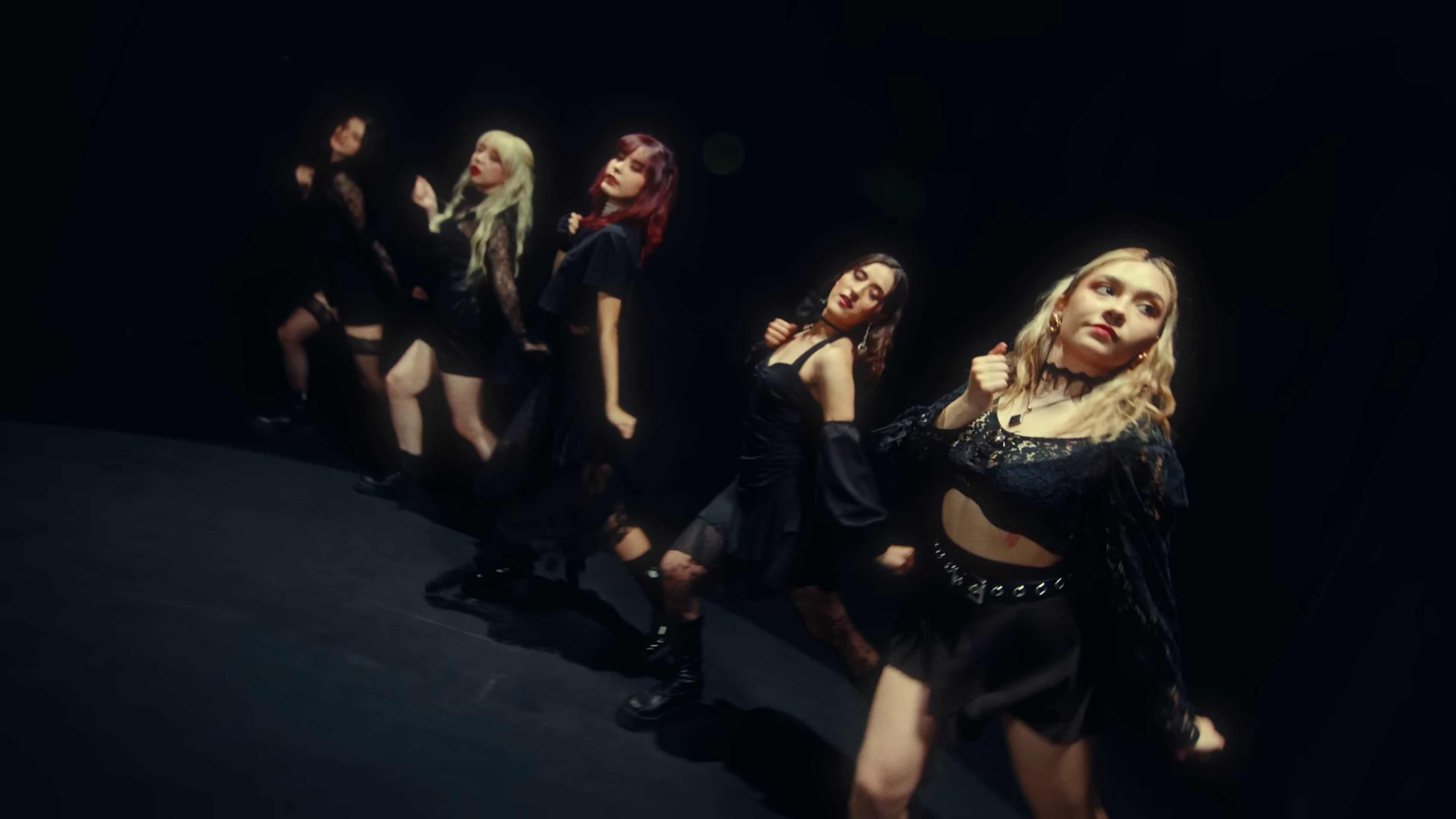 Mientes (2024) —  shot,  lighting