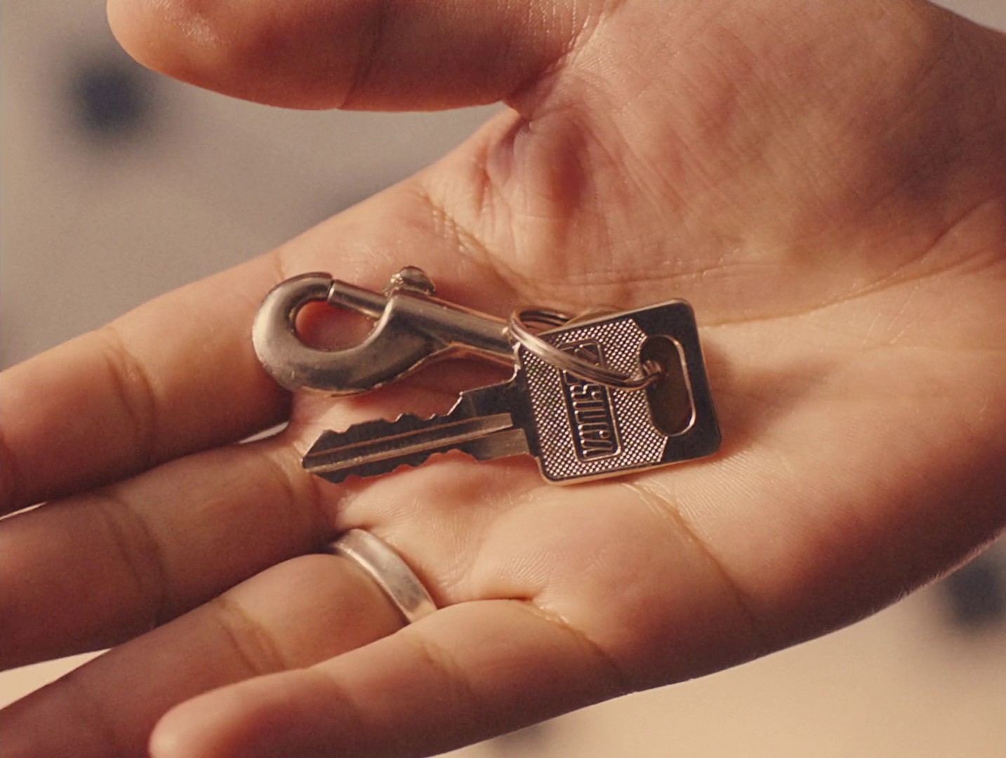 Crosswords (2020) —  shot,  lighting