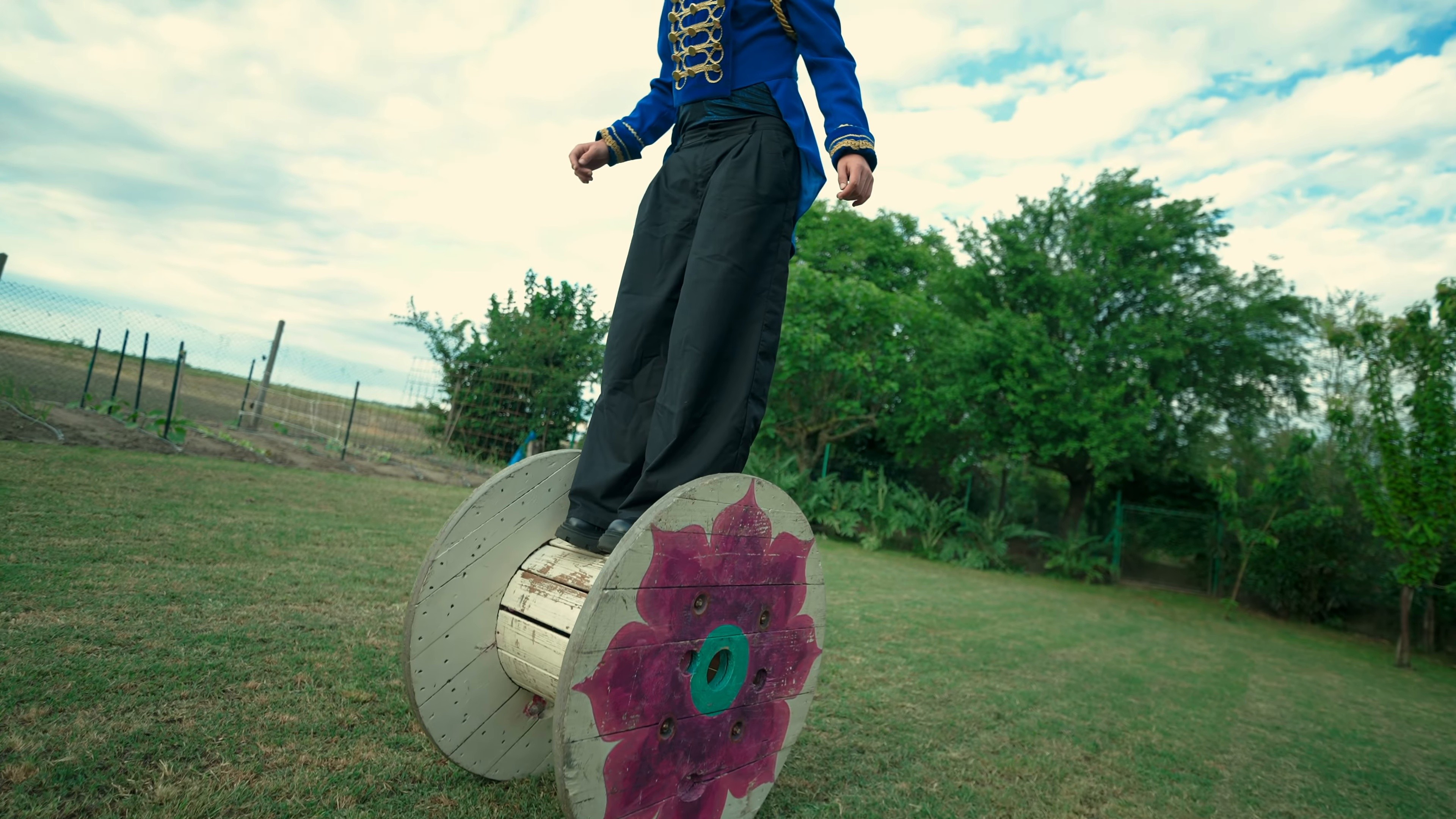 portami a ballare in primavera (2025) —  shot,  lighting