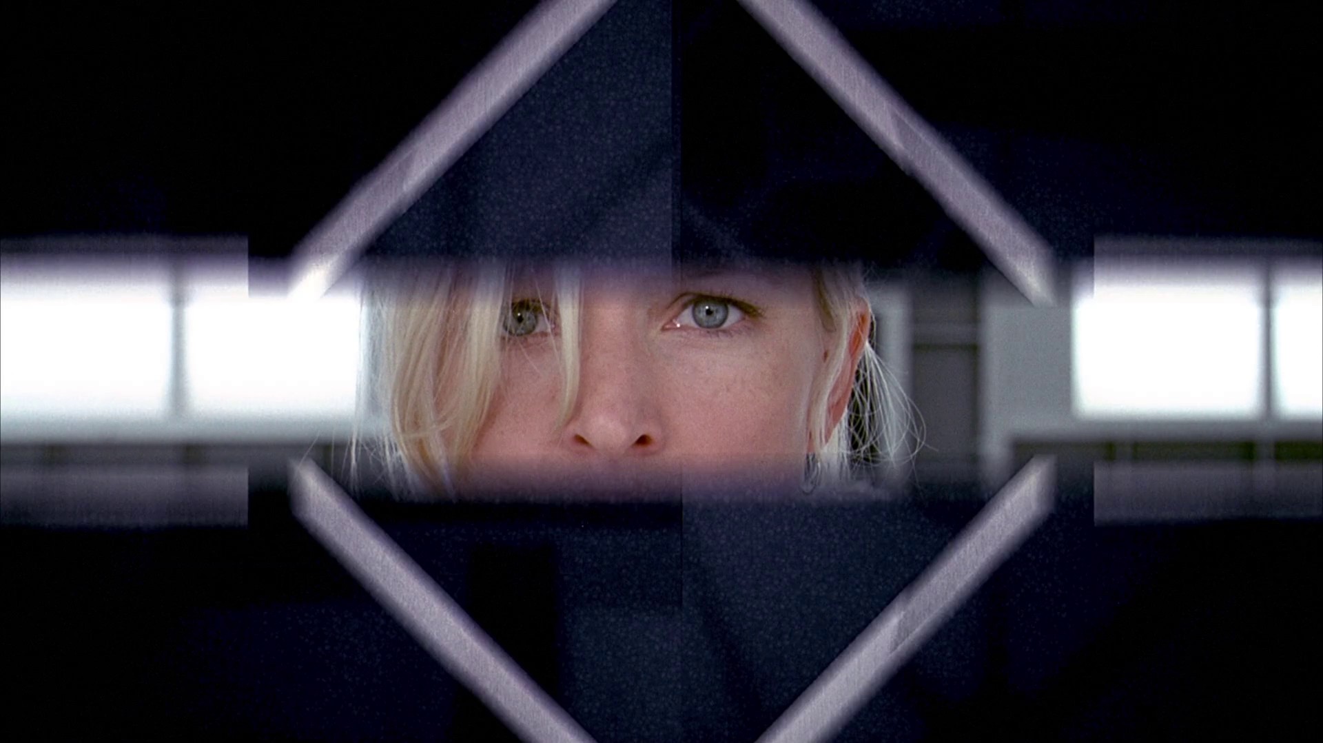 Cube²: Hypercube (2002) —  shot,  lighting