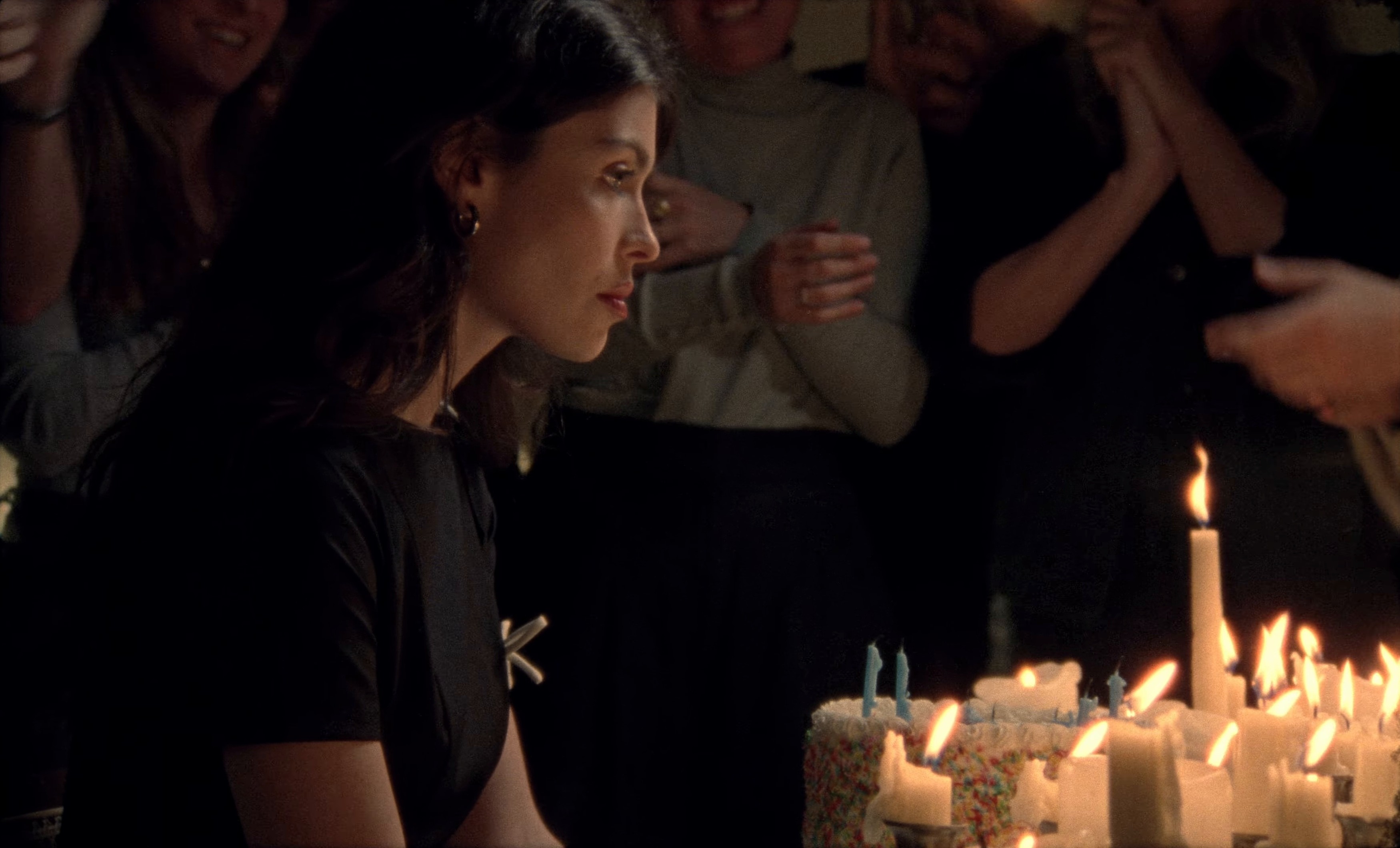 Derrière moi (2024) —  shot,  lighting