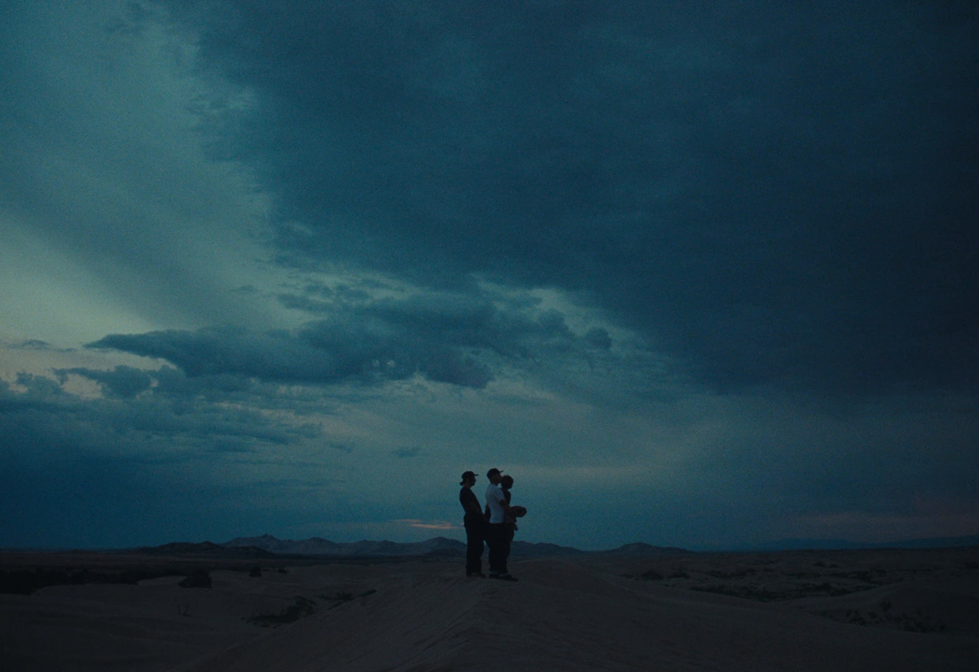 Royal Enfield Himalayan 450 (DC) (2024) —  shot,  lighting