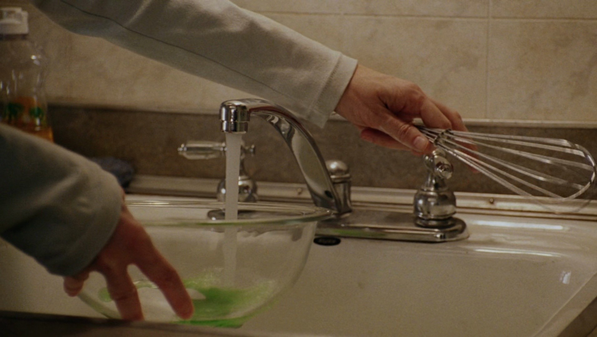 Millennium Approaches: Bad News (2005) —  shot,  lighting