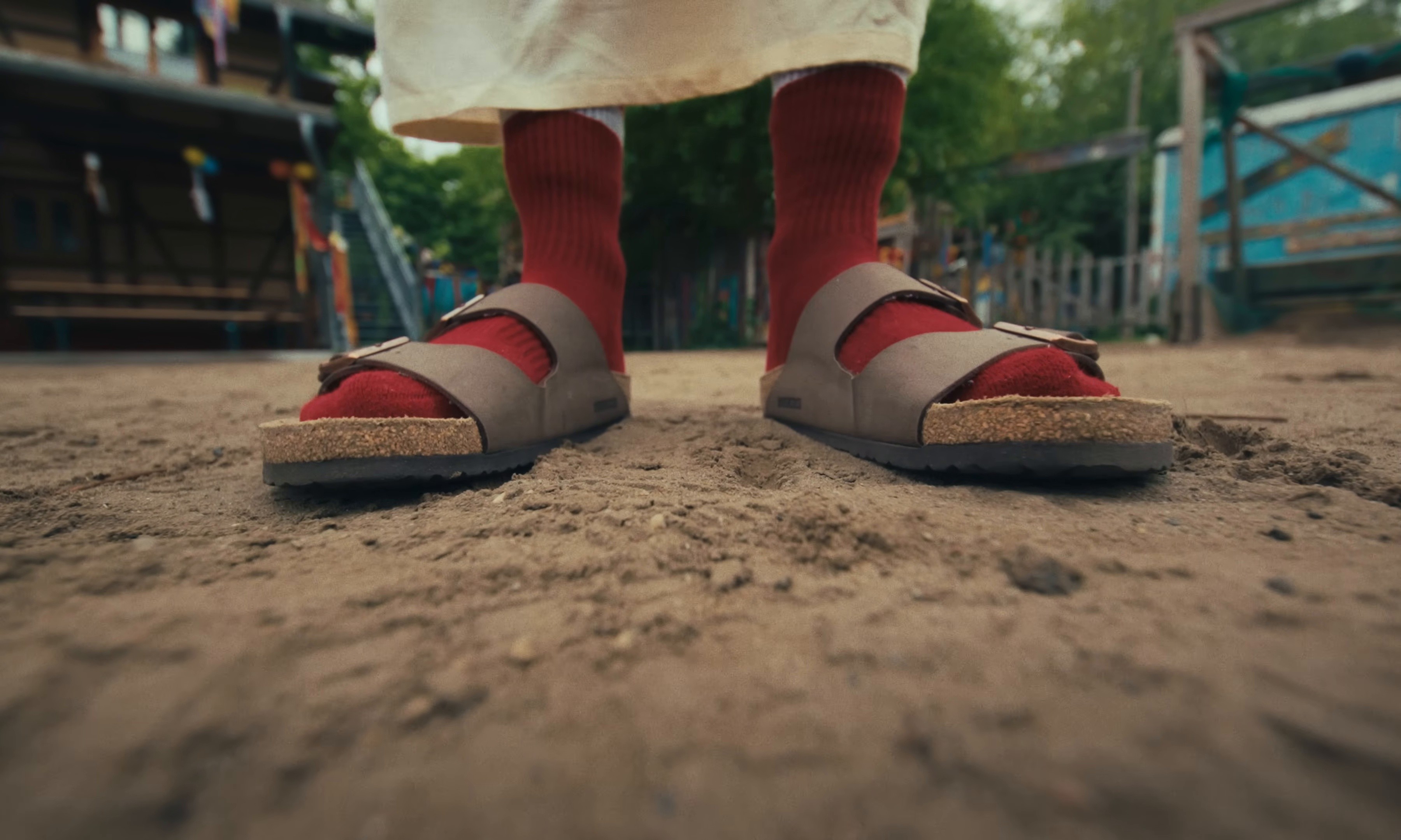 MISH AMERICAN (2025) —  shot,  lighting