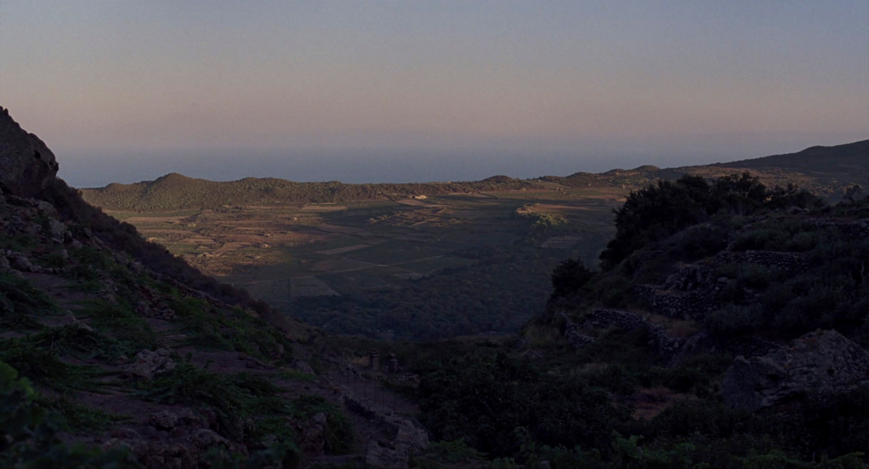 A Bigger Splash (2015) —  shot,  lighting