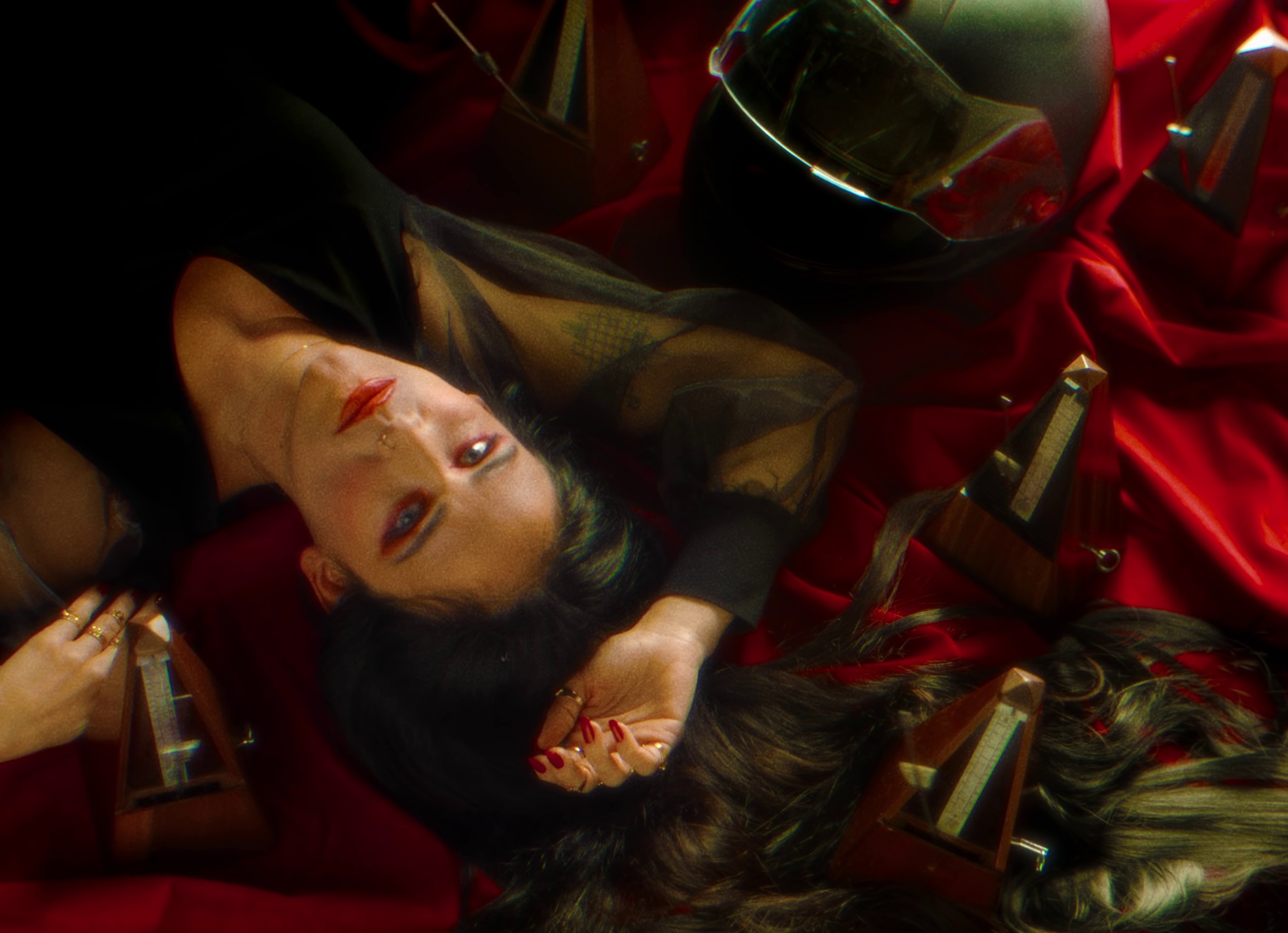 LA LOBA (2020) —  shot,  lighting