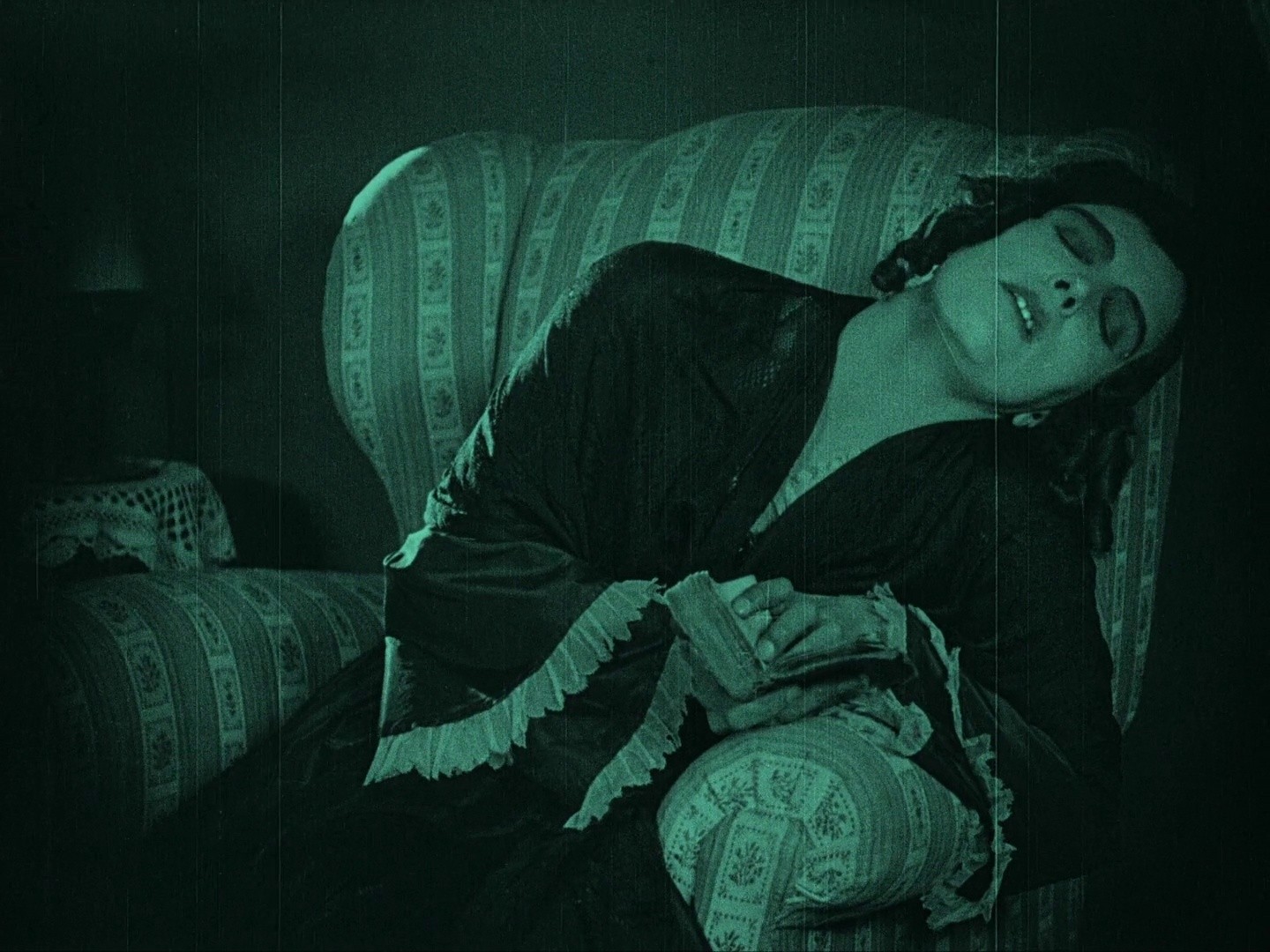 Nosferatu: A Symphony of Horror (1922) —  shot,  lighting
