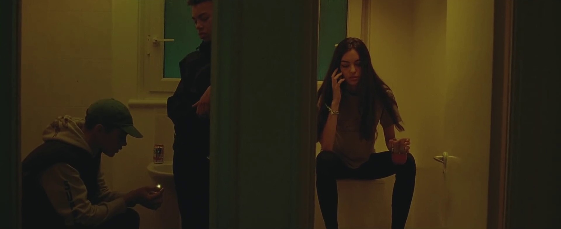 Love$ick  (2016) —  shot,  lighting