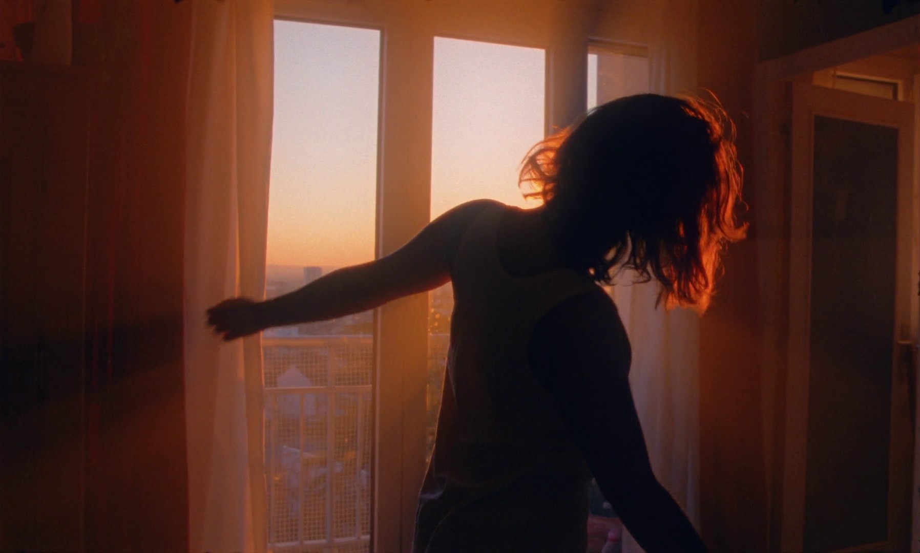 Dancer in the dark (2019) —  shot,  lighting