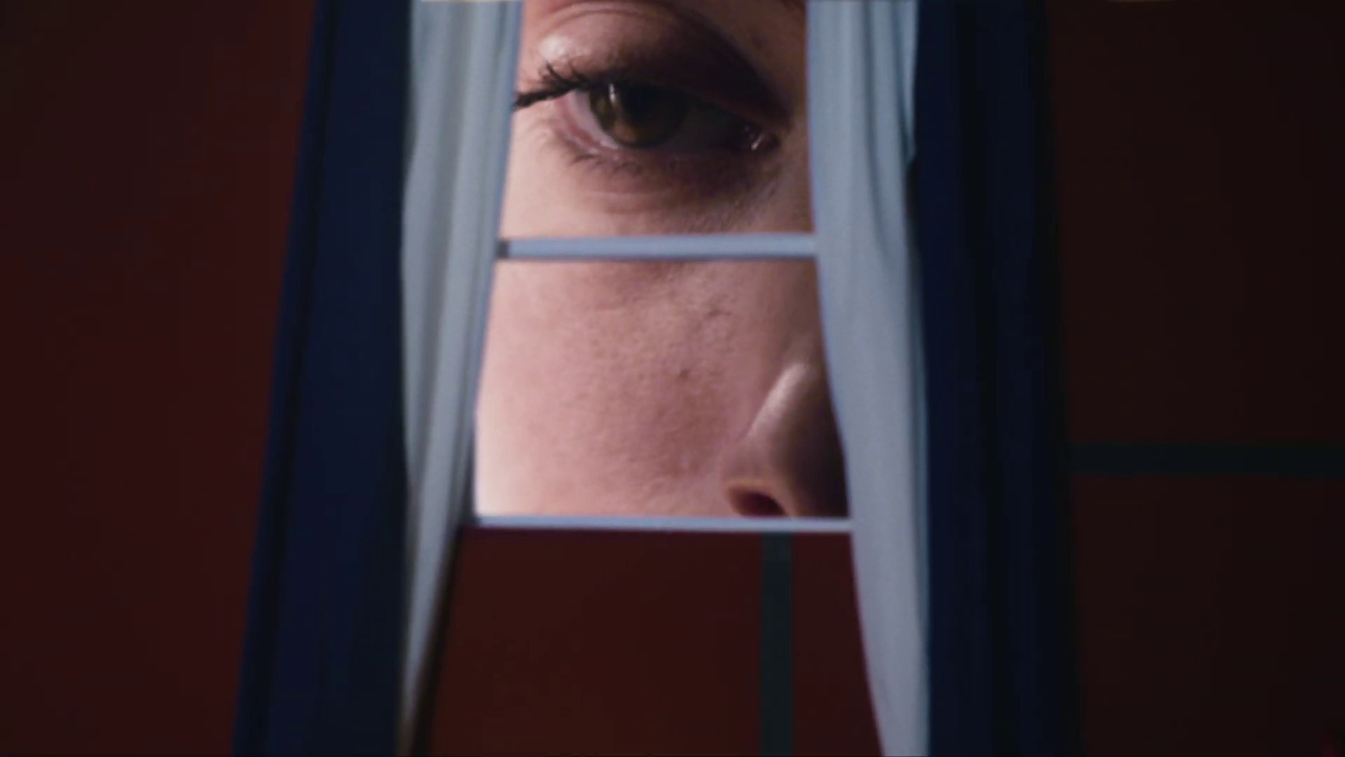 COMPLICACIÓ (2020) —  shot,  lighting