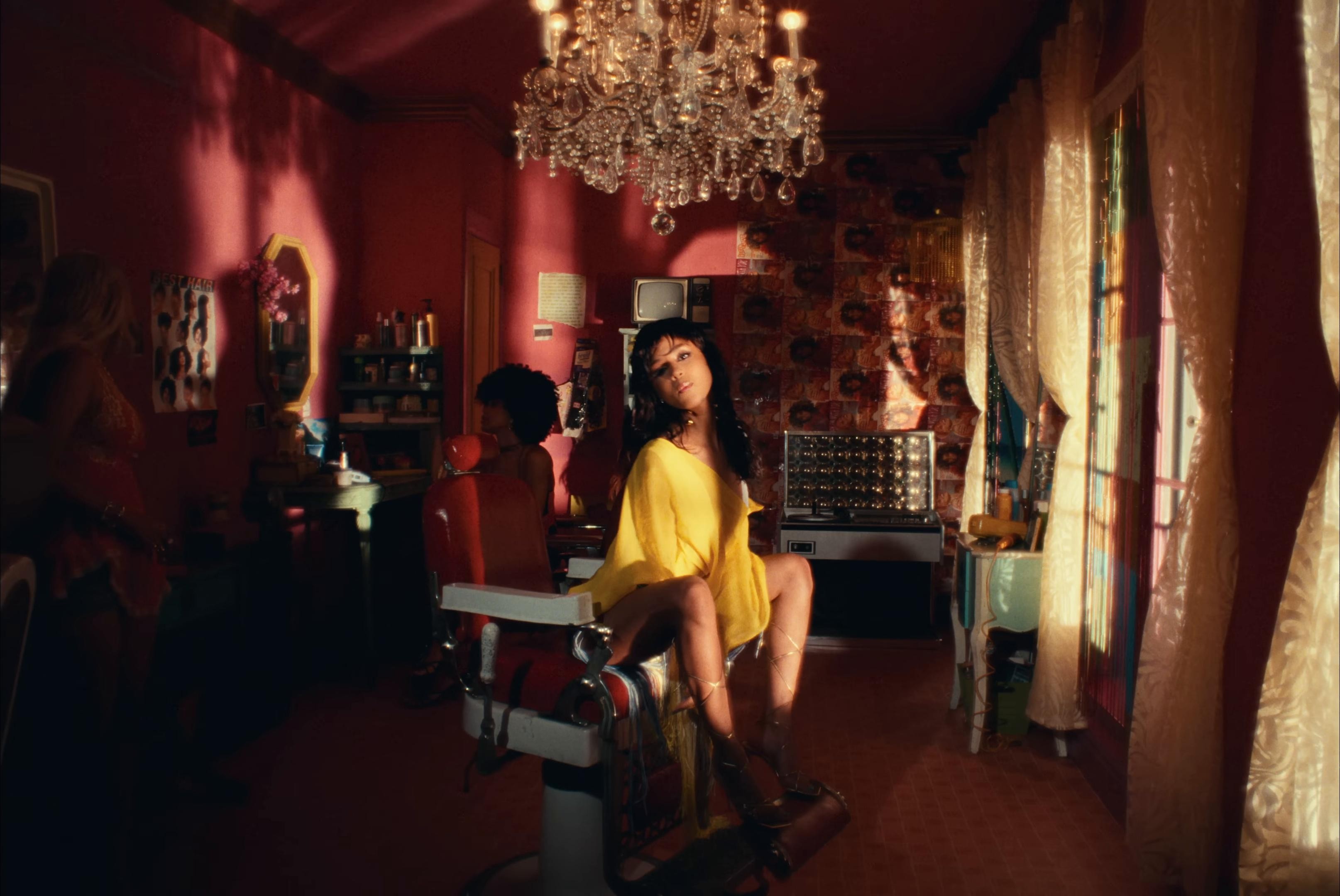 WHEN I'M WITH YOU (2025) —  shot,  lighting