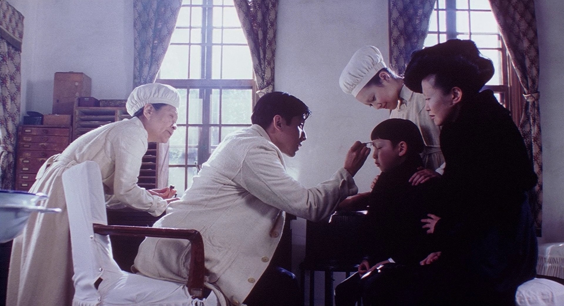 Gemini (1999) —  shot,  lighting