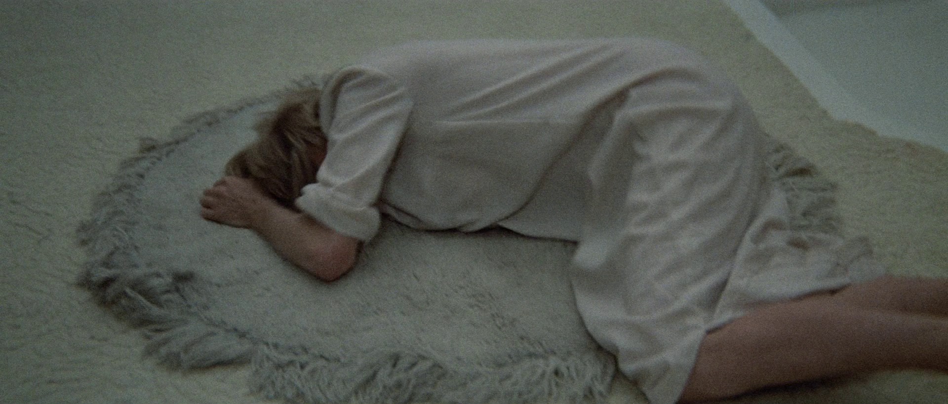 Images (1972) —  shot,  lighting