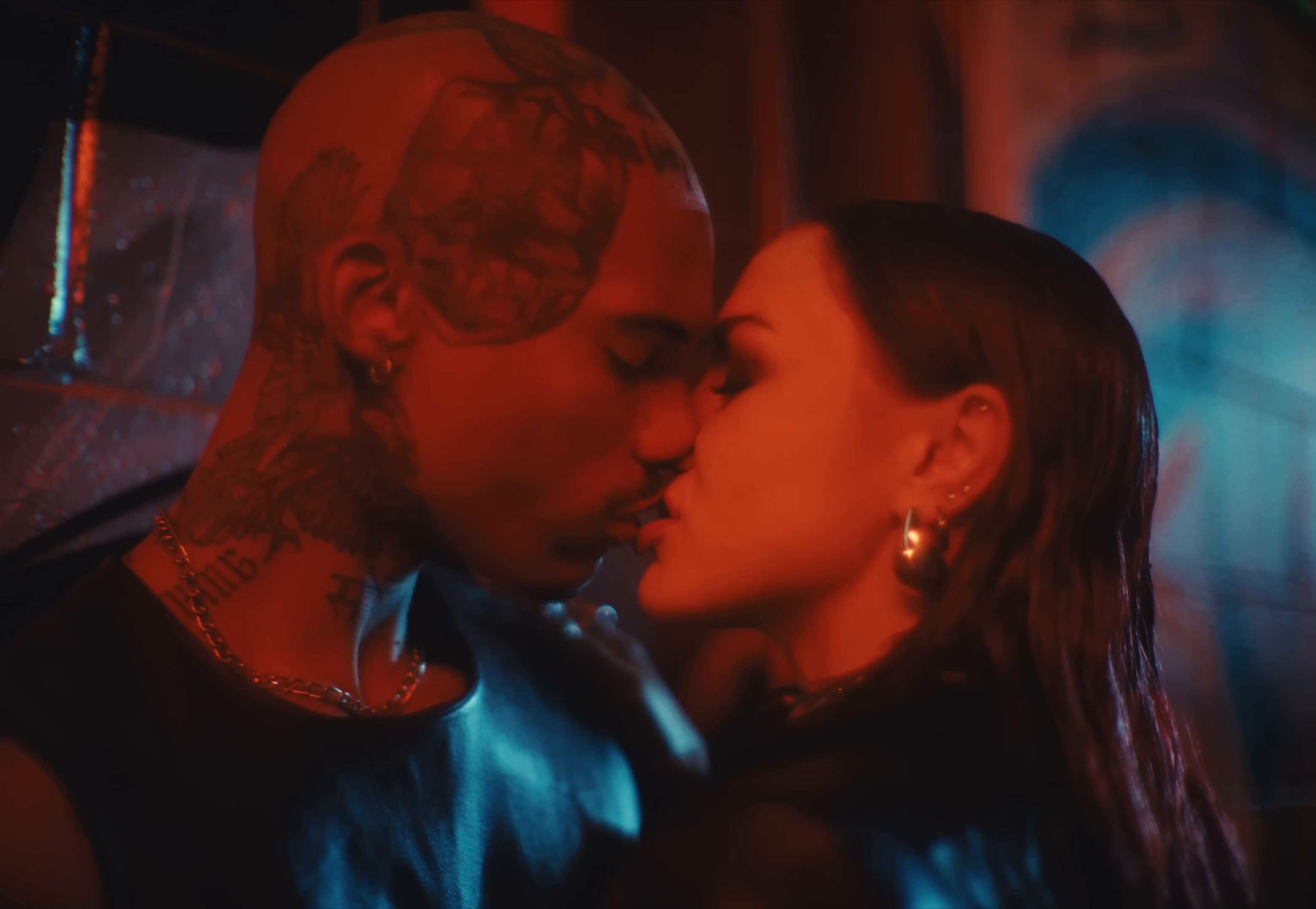 Tears on the dancefloor (2024) —  shot,  lighting