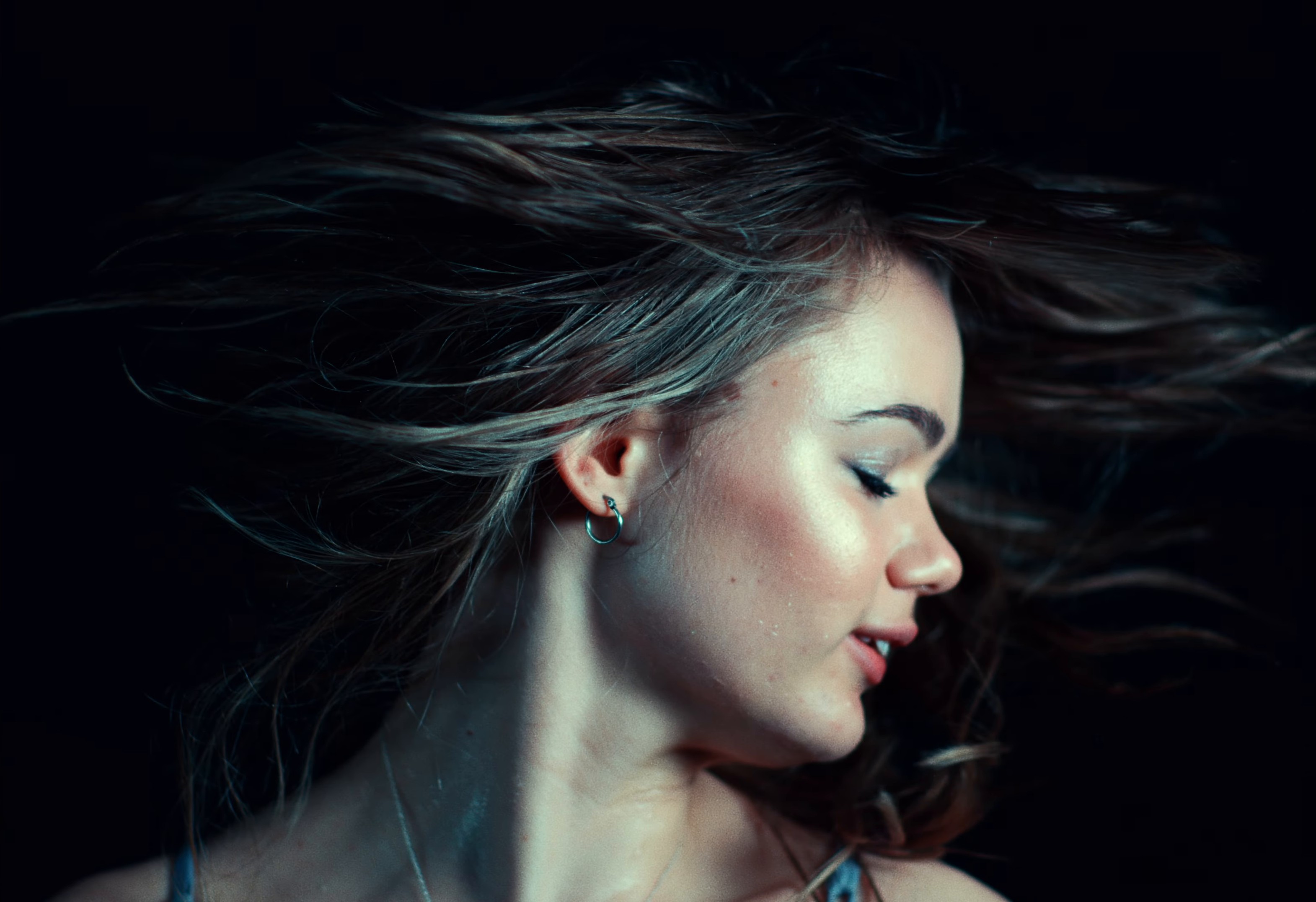 Violet (2024) —  shot,  lighting